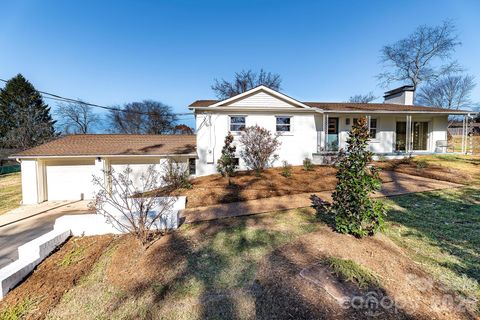 11 Clinton Street Weaverville NC 28787