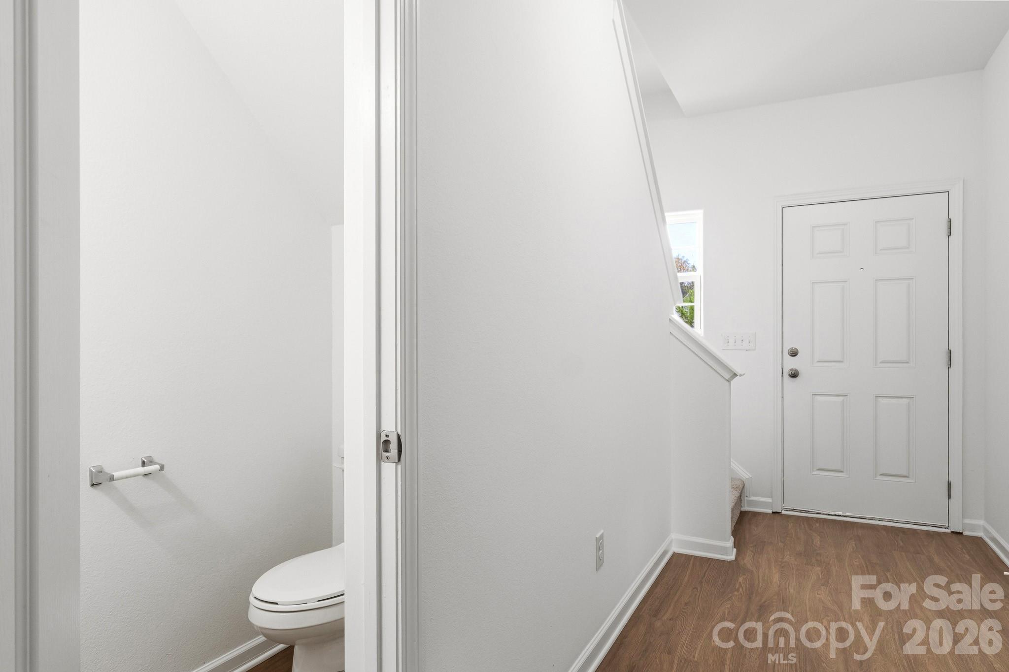 9104 Maidenhair Court