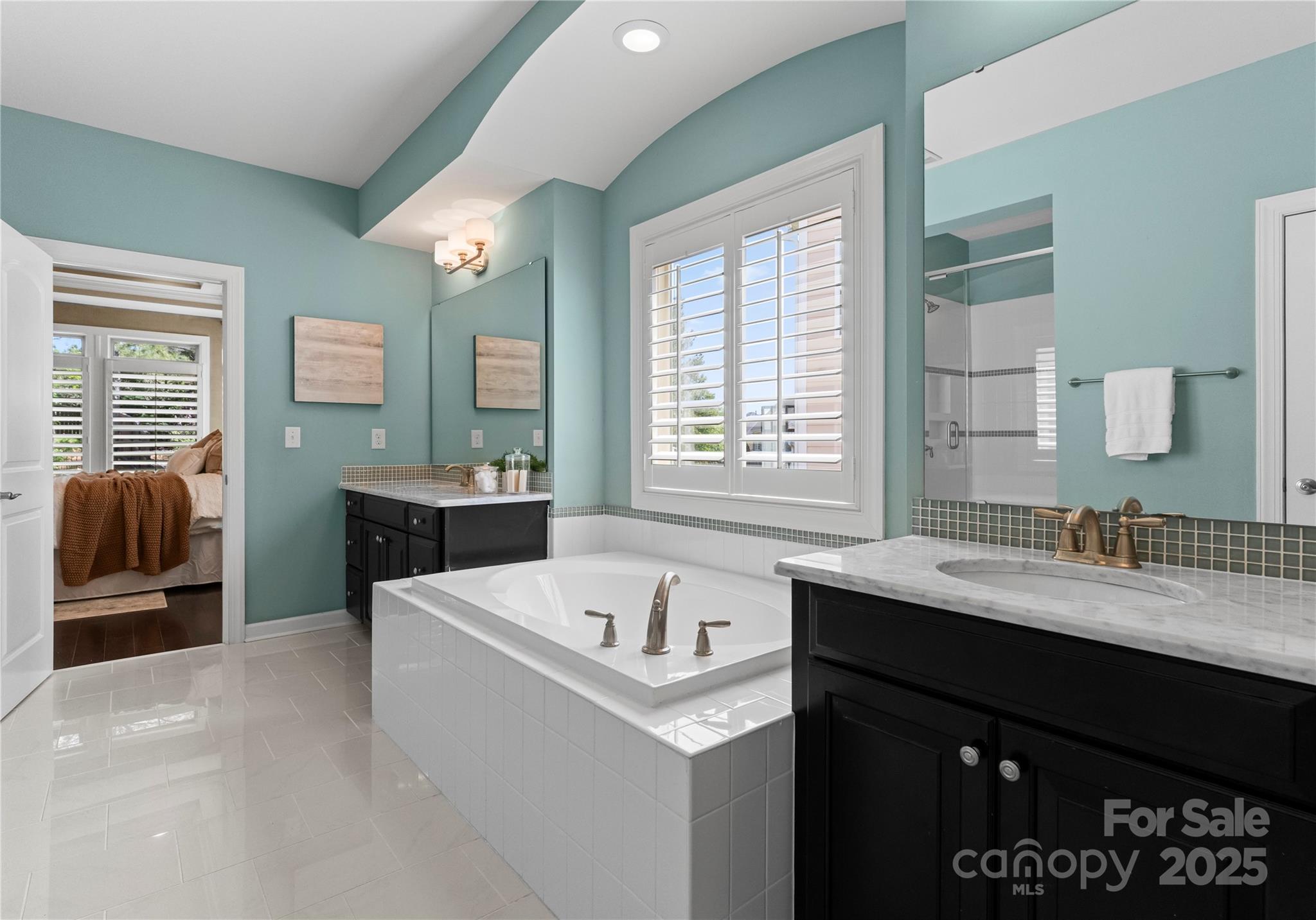 Winding Walk - Residential