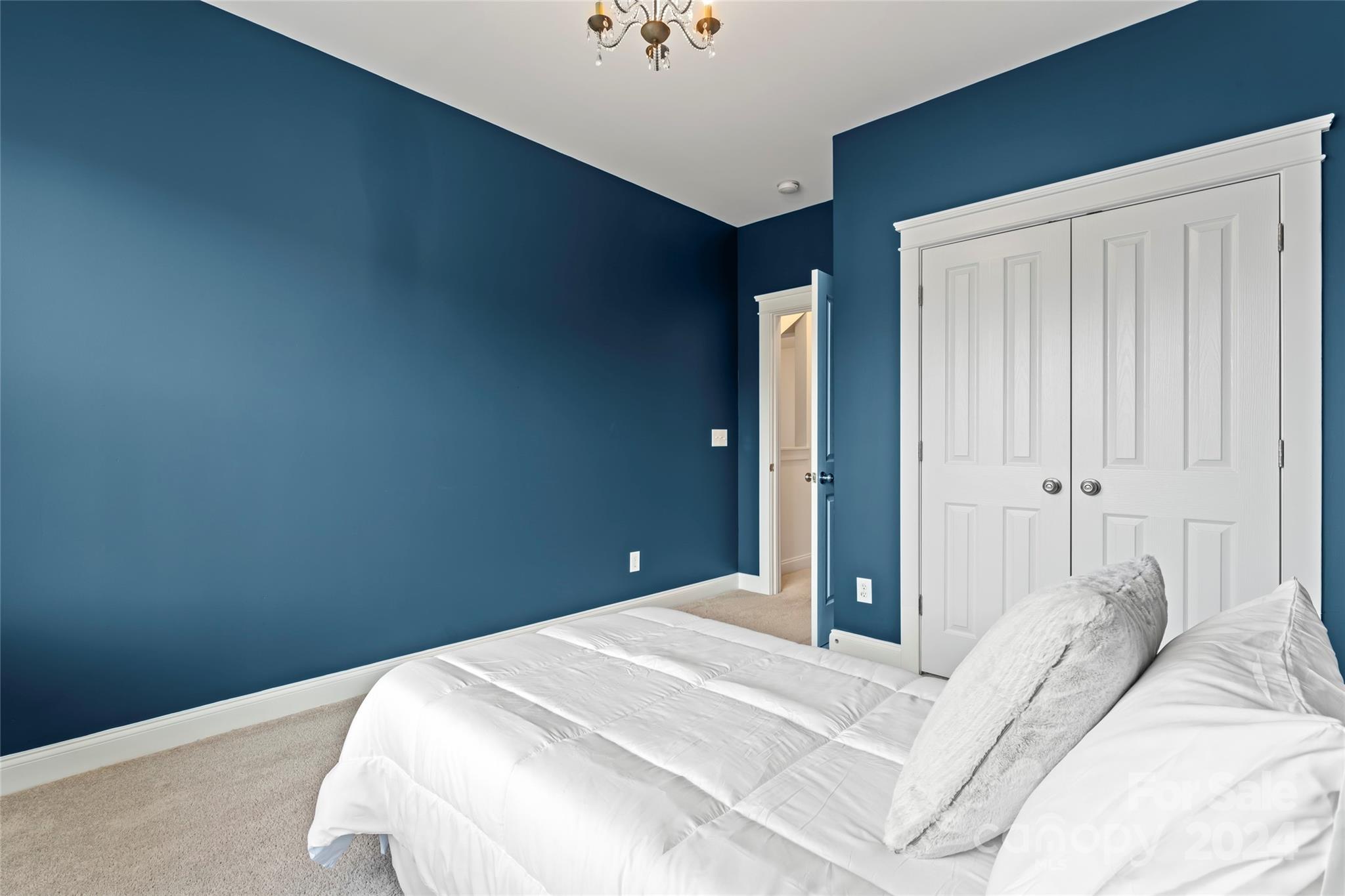 Lake Shore - Residential