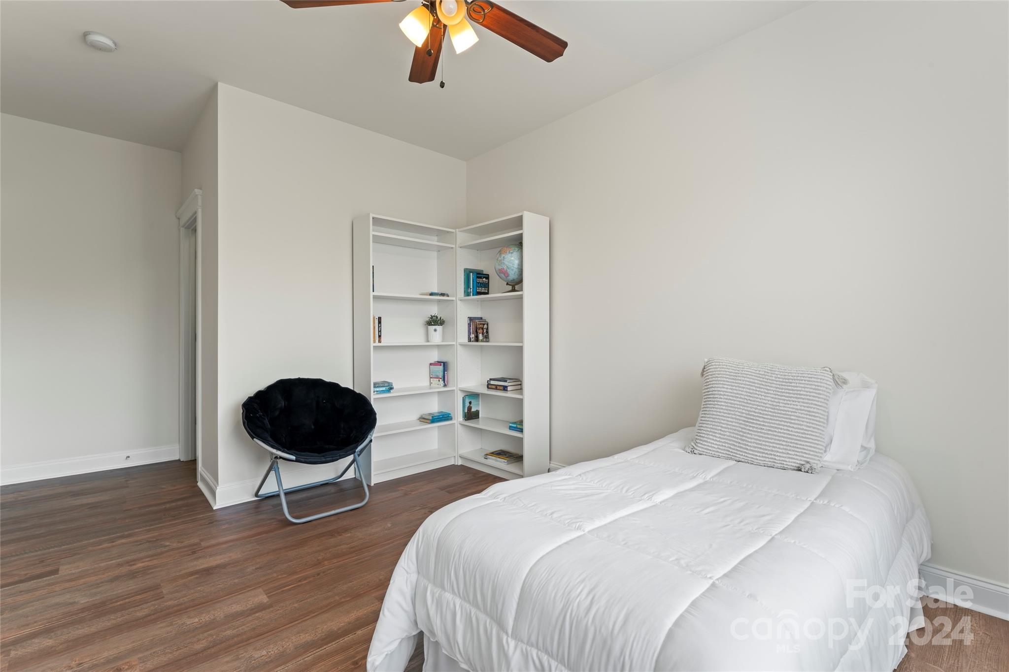 Lake Shore - Residential