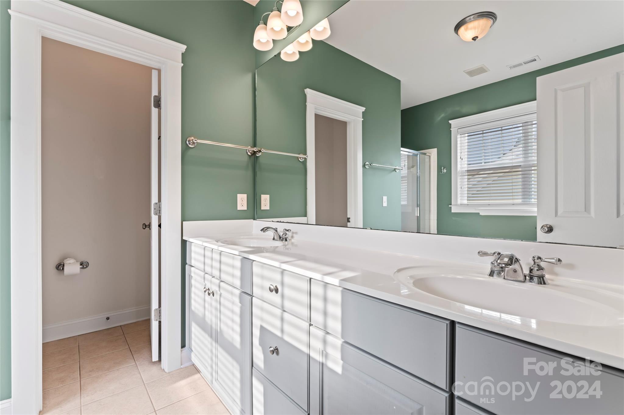 Lake Shore - Residential