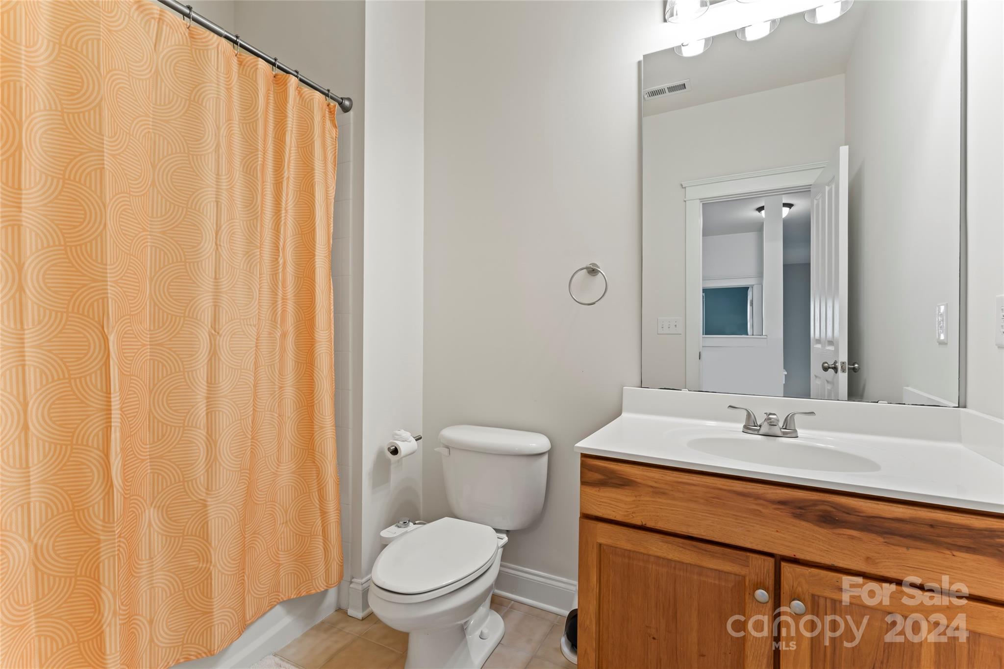 Lake Shore - Residential