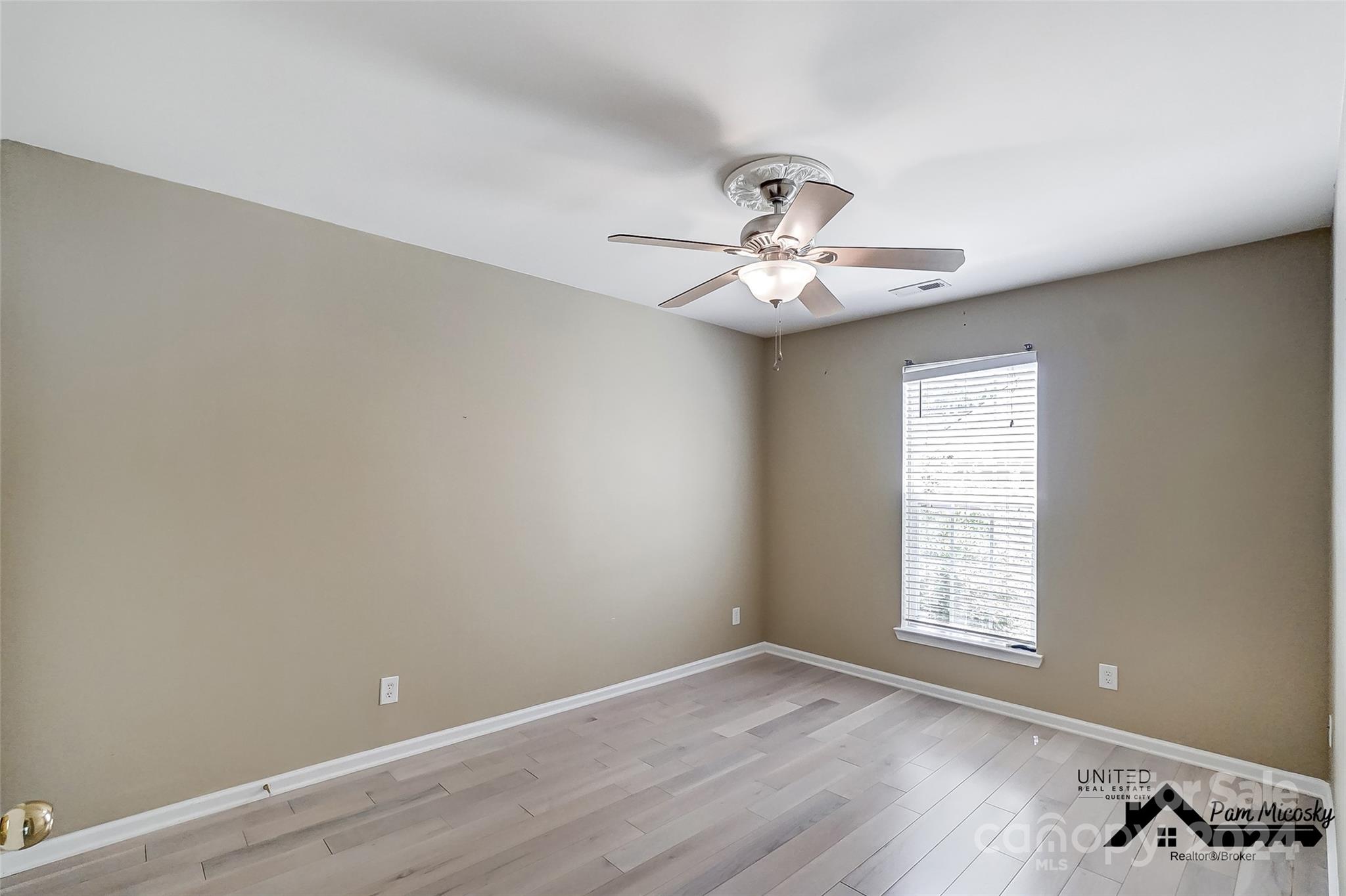Glen Laurel - Residential