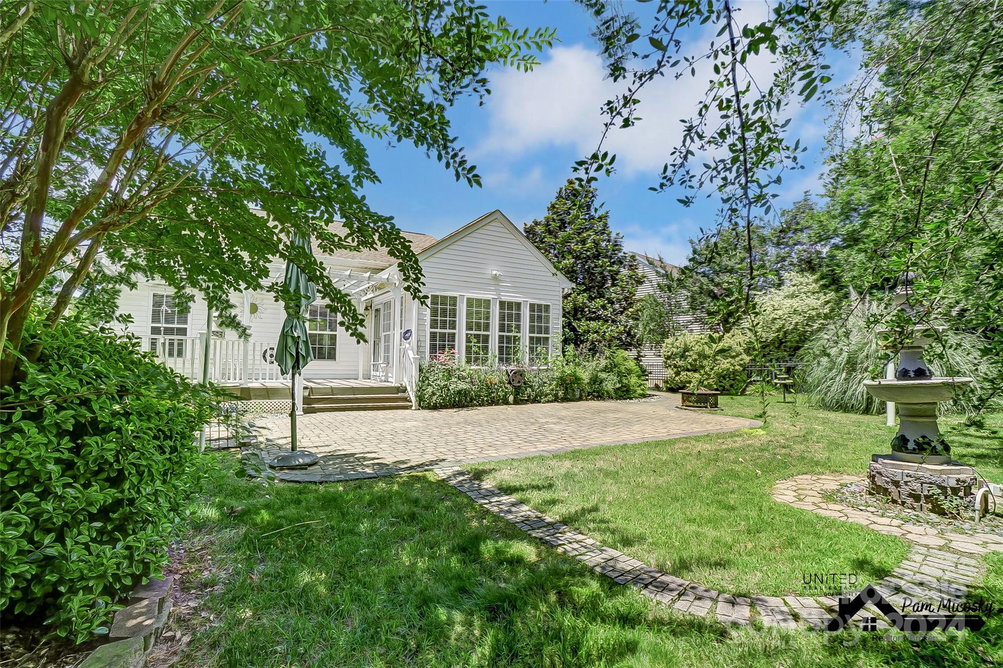 Glen Laurel - Residential