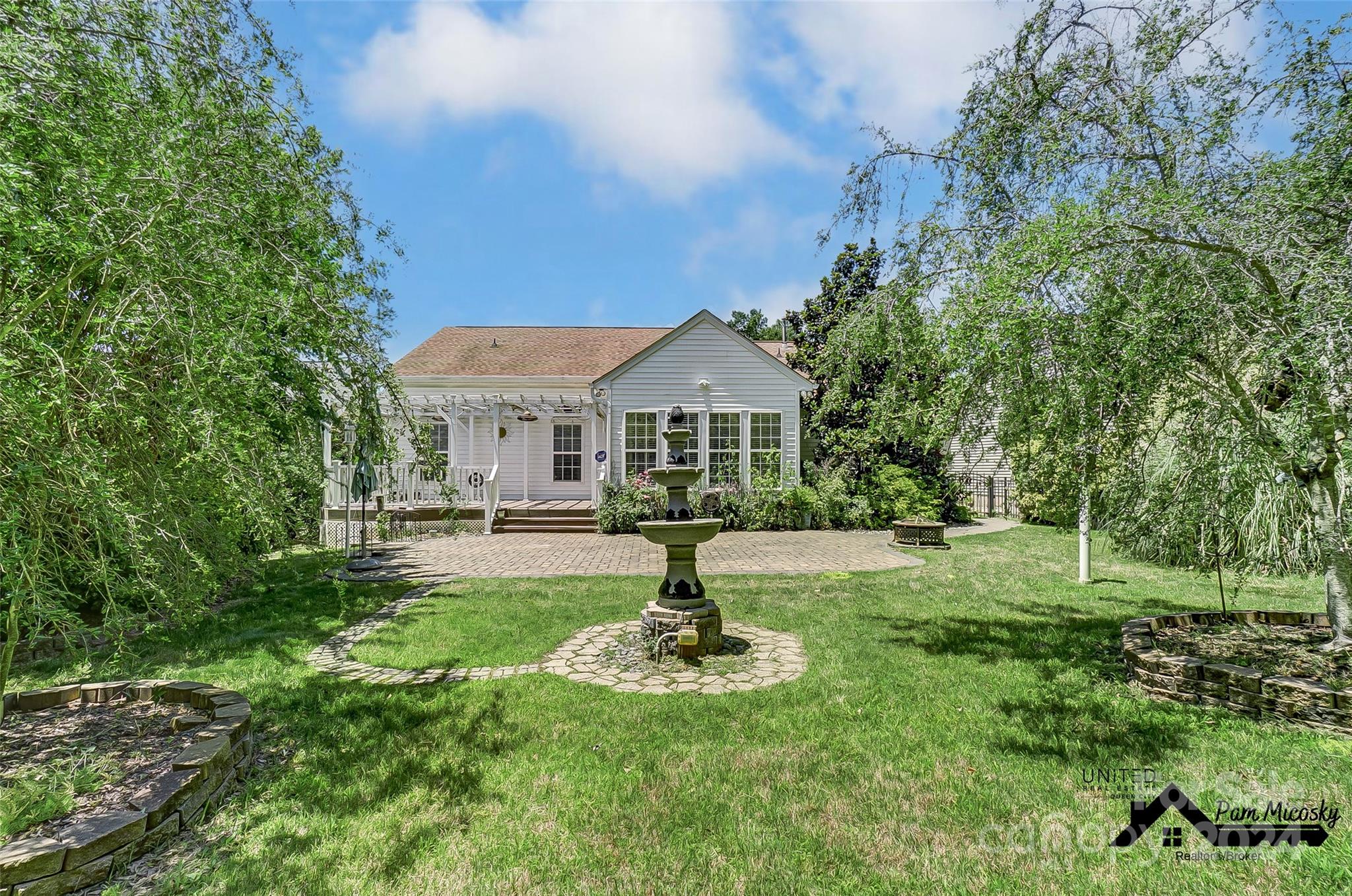 Glen Laurel - Residential