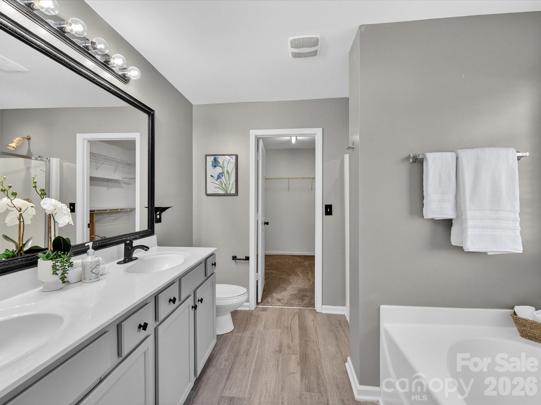 Linwood Farms - Residential