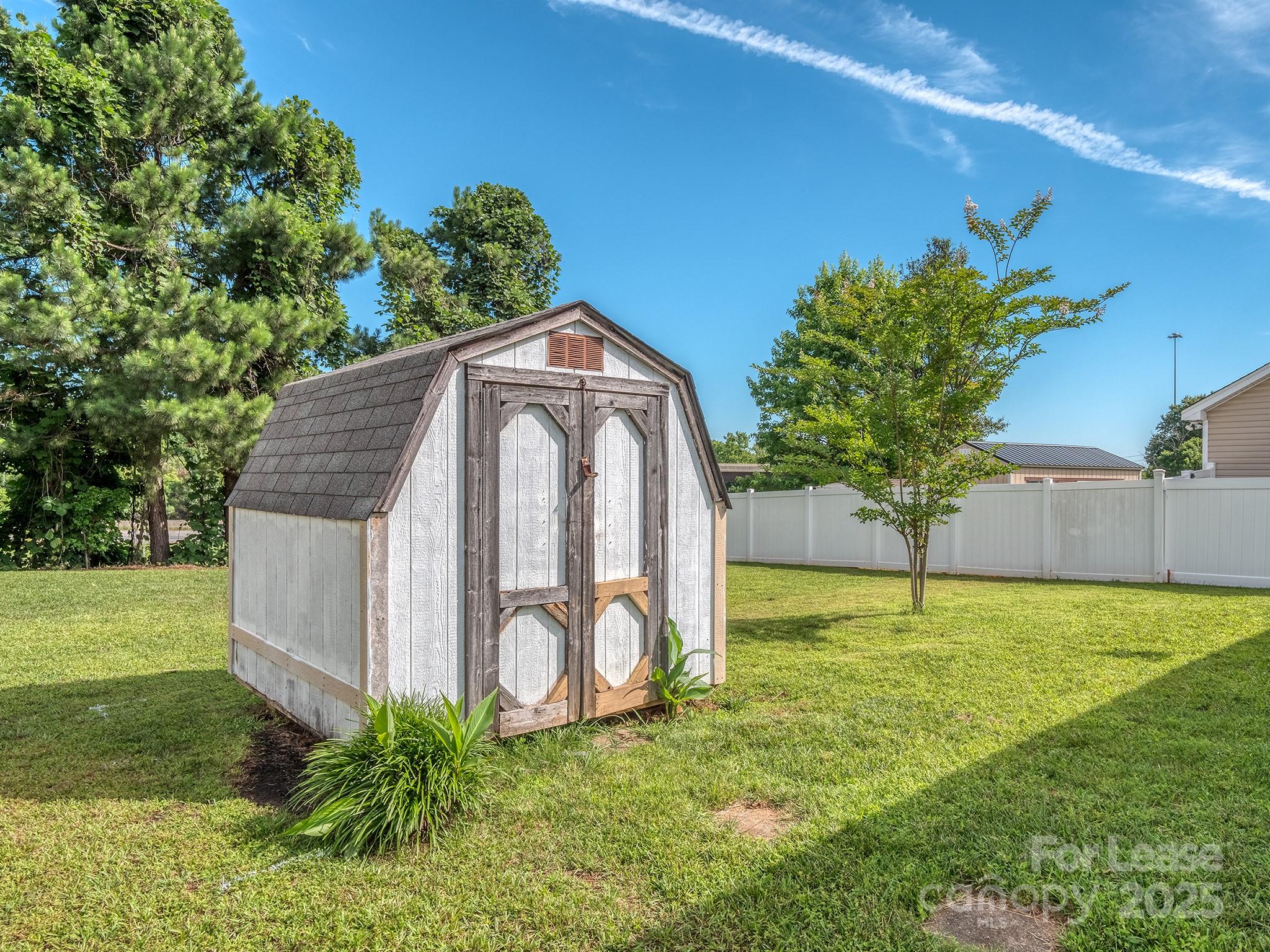 The Hamptons - Residential Lease