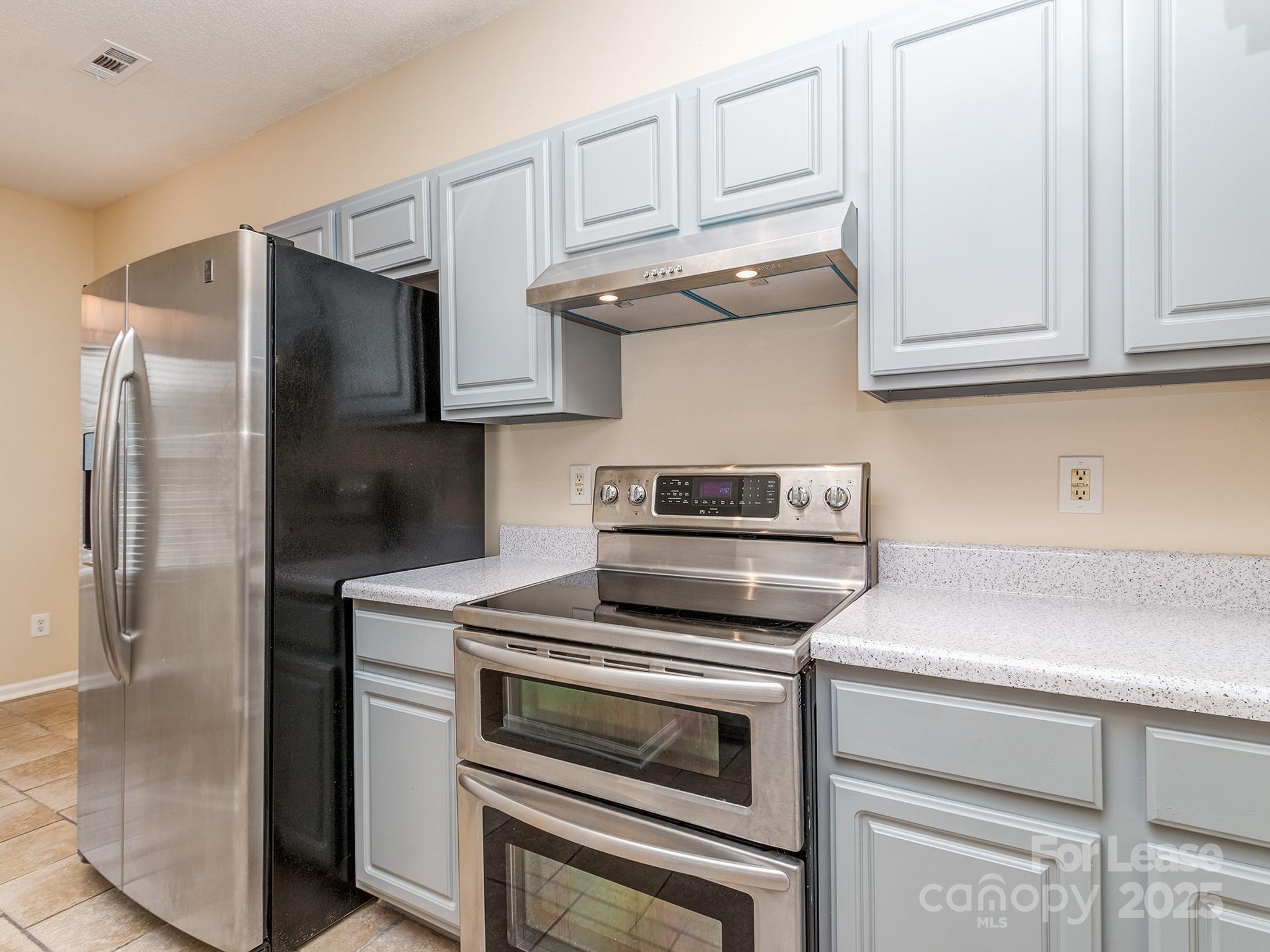 The Hamptons - Residential Lease