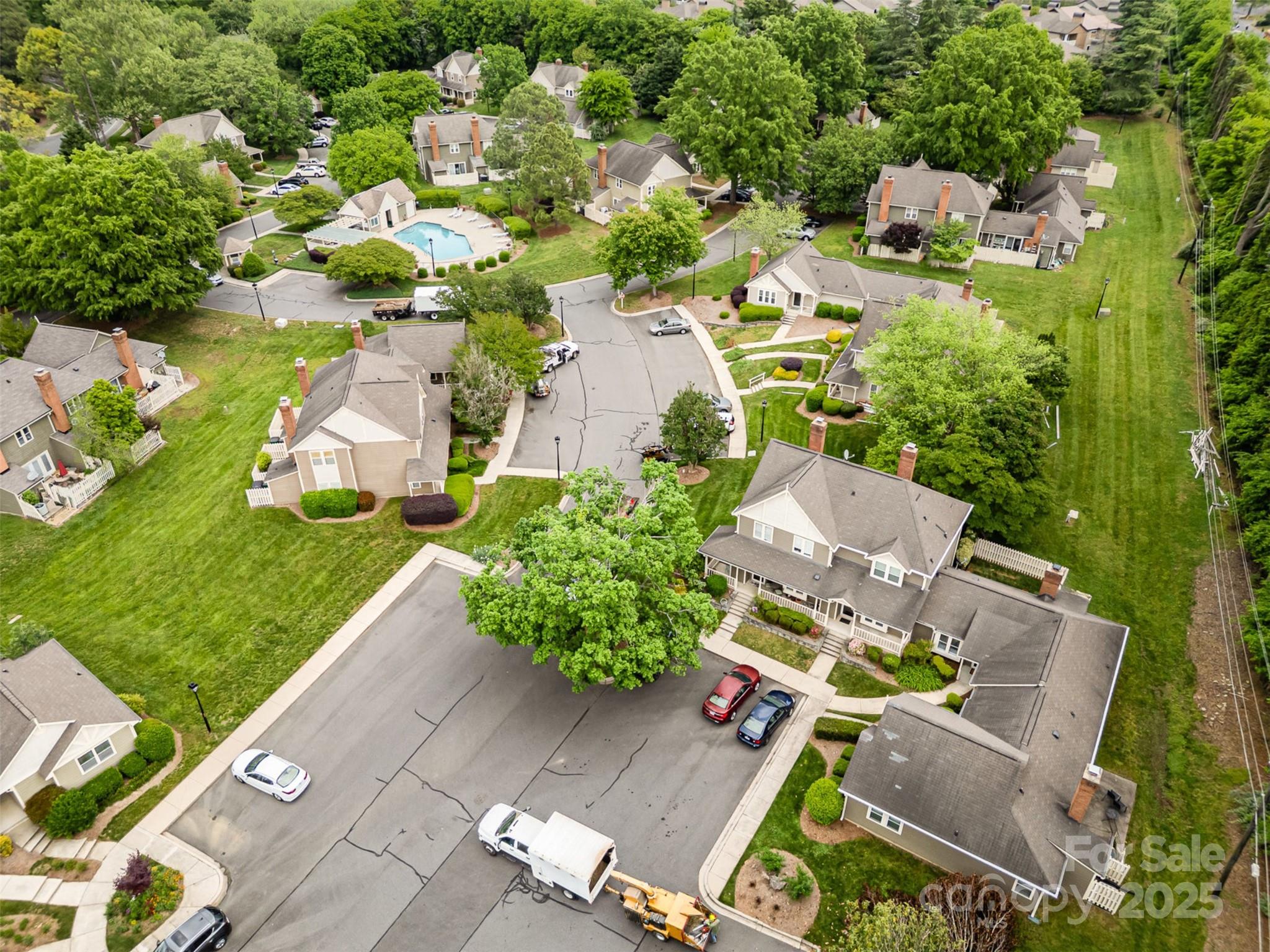 Thuringer Court - Residential