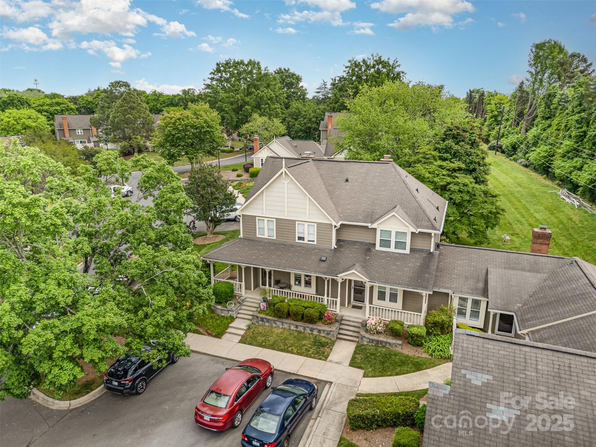 Thuringer Court - Residential