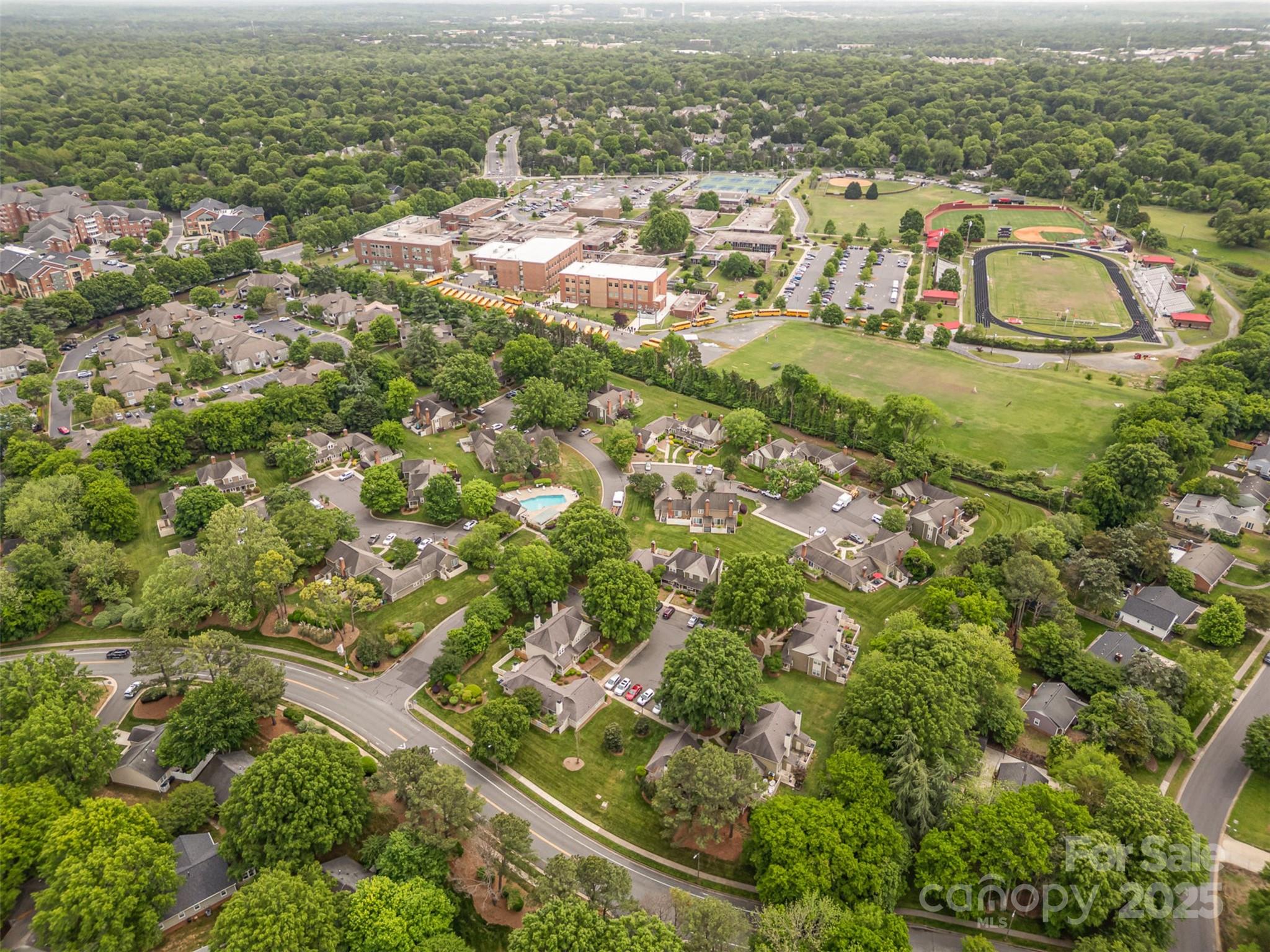 Thuringer Court - Residential