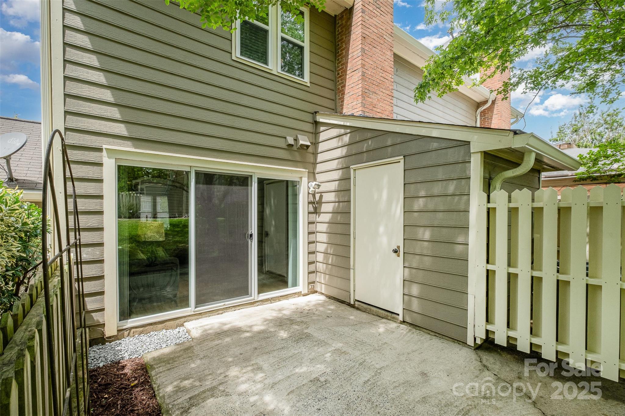 Thuringer Court - Residential