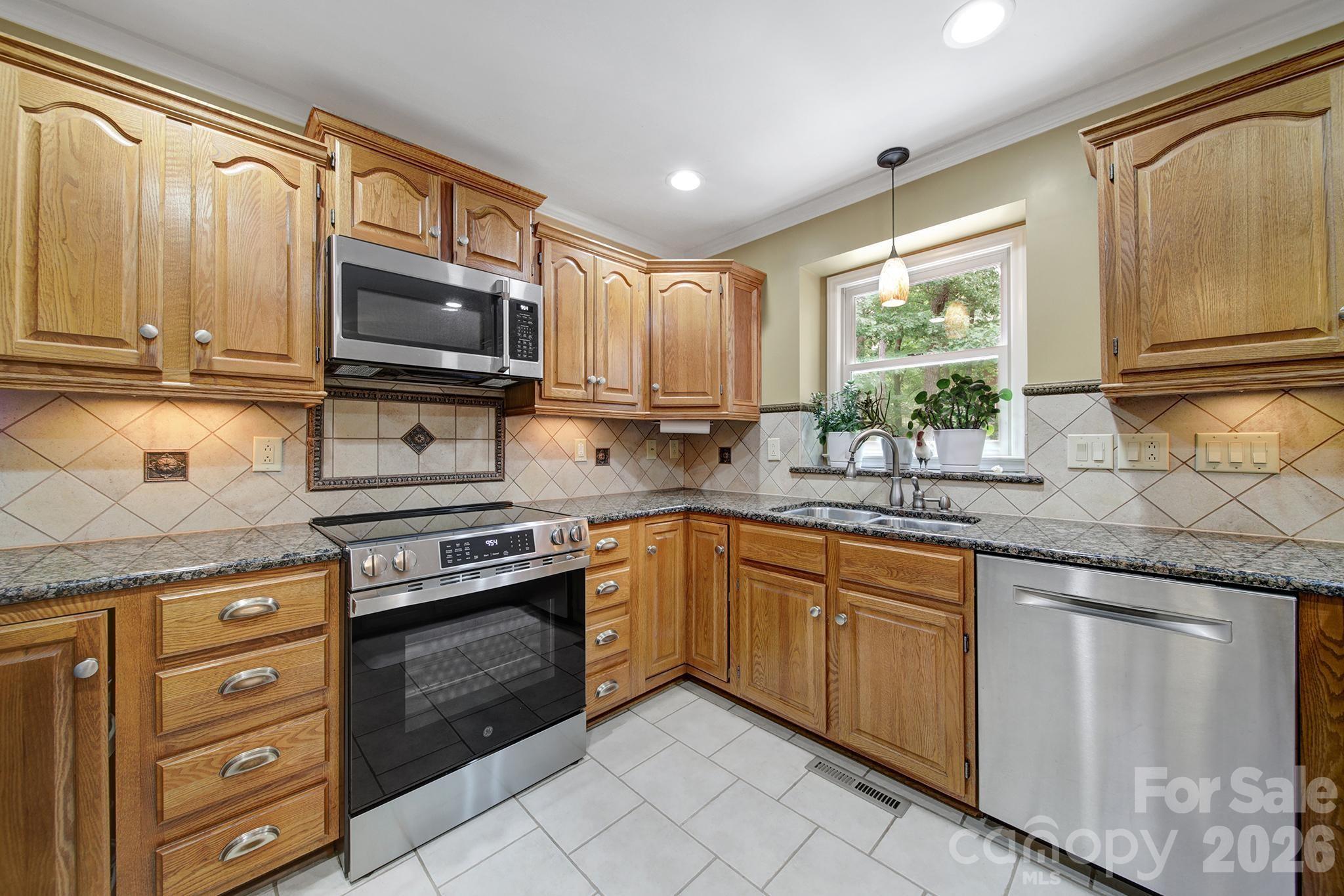 Country Woods East - Residential