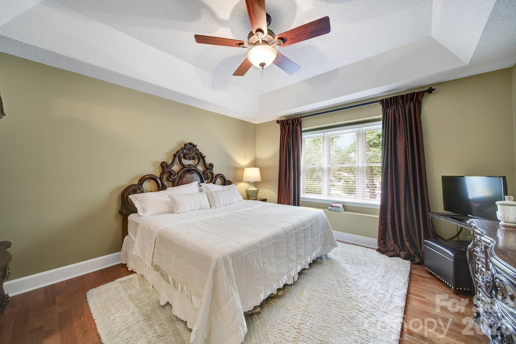 Country Woods East - Residential