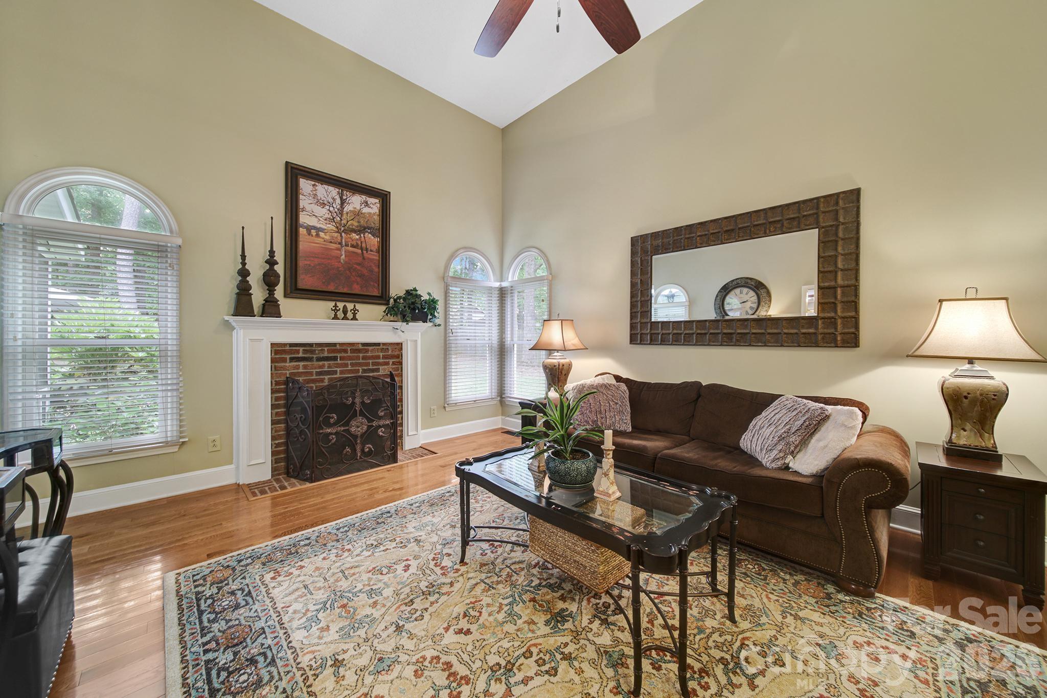 Country Woods East - Residential