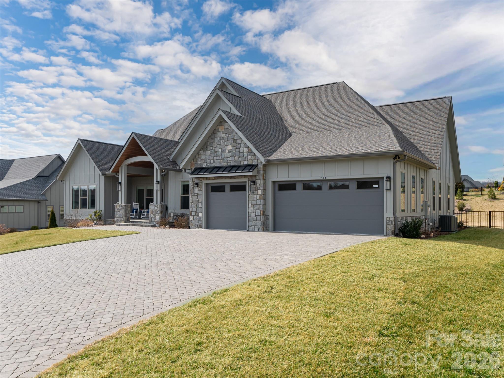 Mills River Crossing - Residential