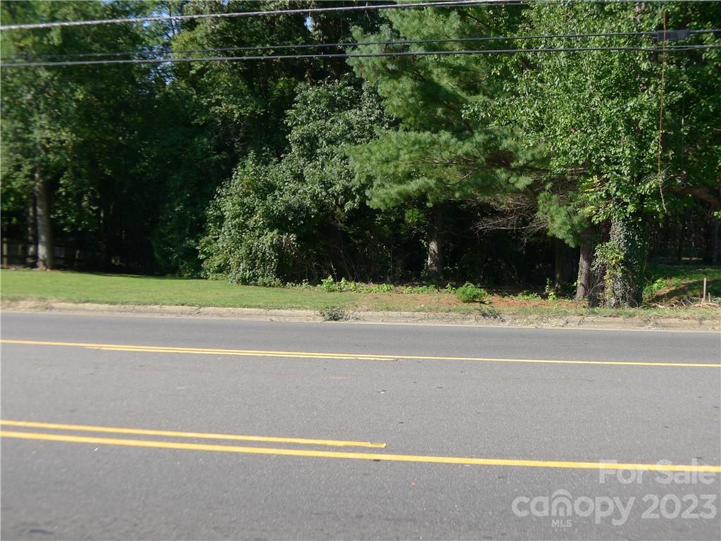 1154 Yadkinville Road