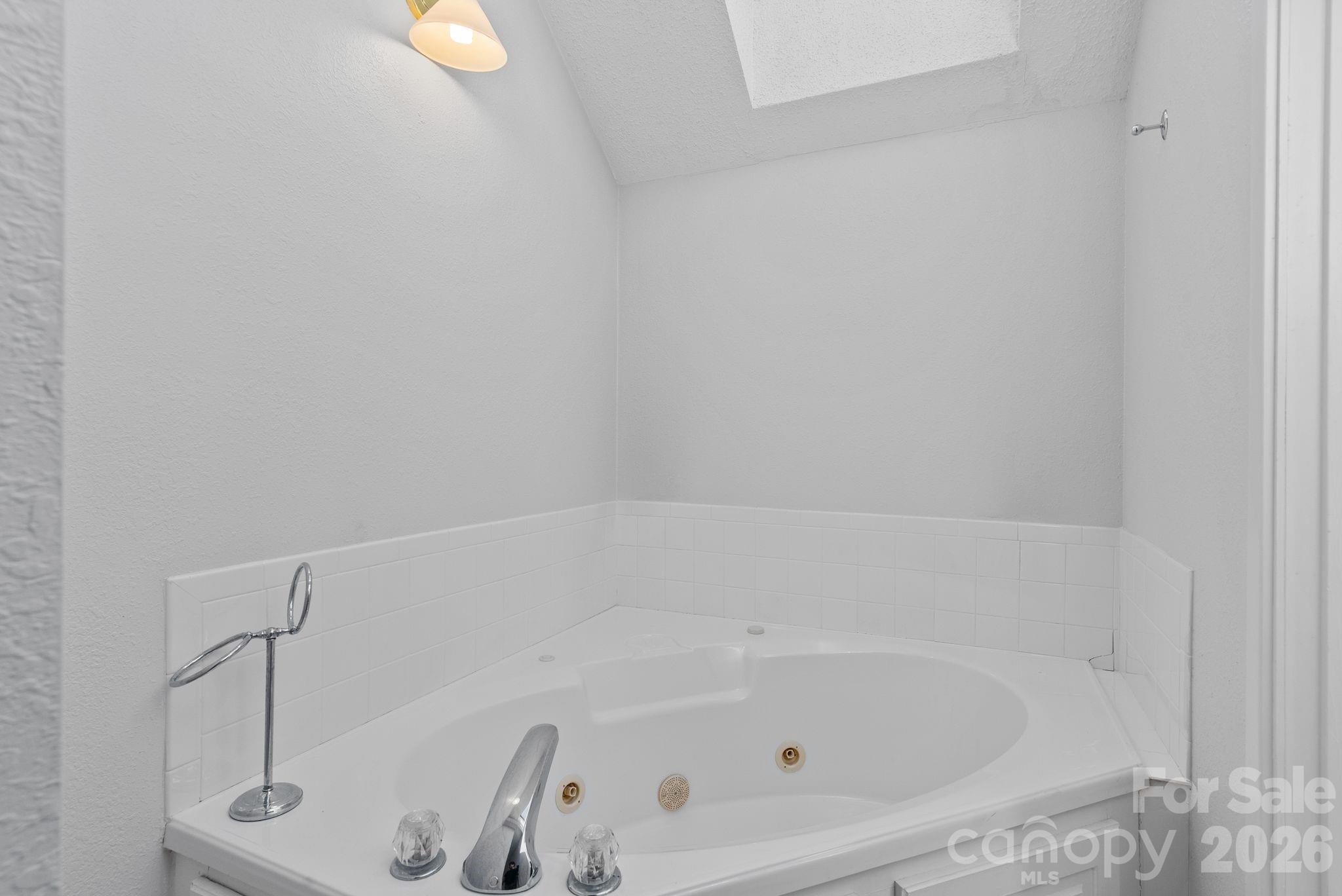 Linville Falls Mountain Club and Preserve - Residential