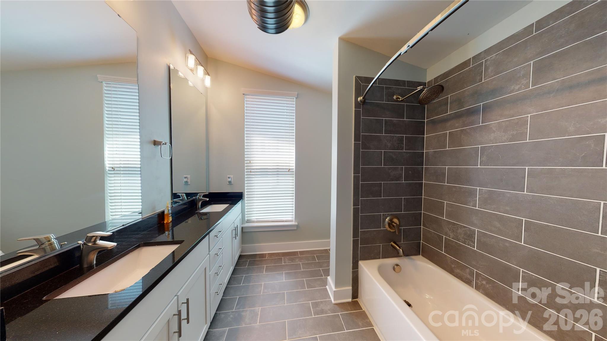 The Arts District - Residential