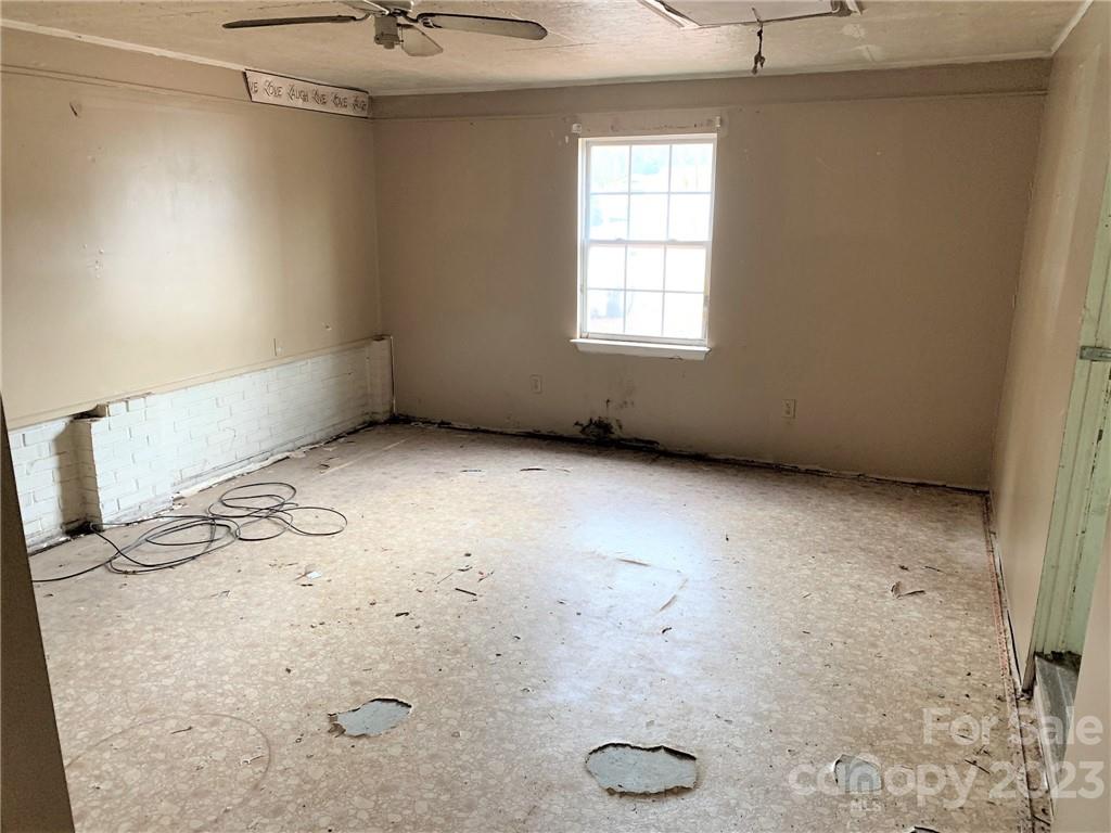 Hoskins - Residential