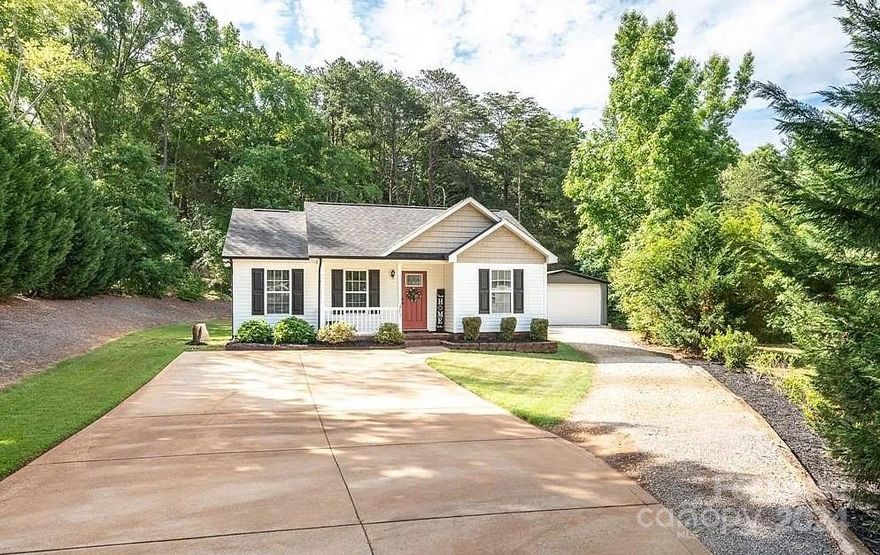 Ranch home located in Concord with 3 bedrooms, 2 baths, detached garage, spacious living area, dining area, kitchen has SS appliances, lots of privacy, No HOA, pets are conditional with non-refundable pet fee, $75 application fee per adult, $40.95 Resident Benefit Package, $20 per month pet fee,