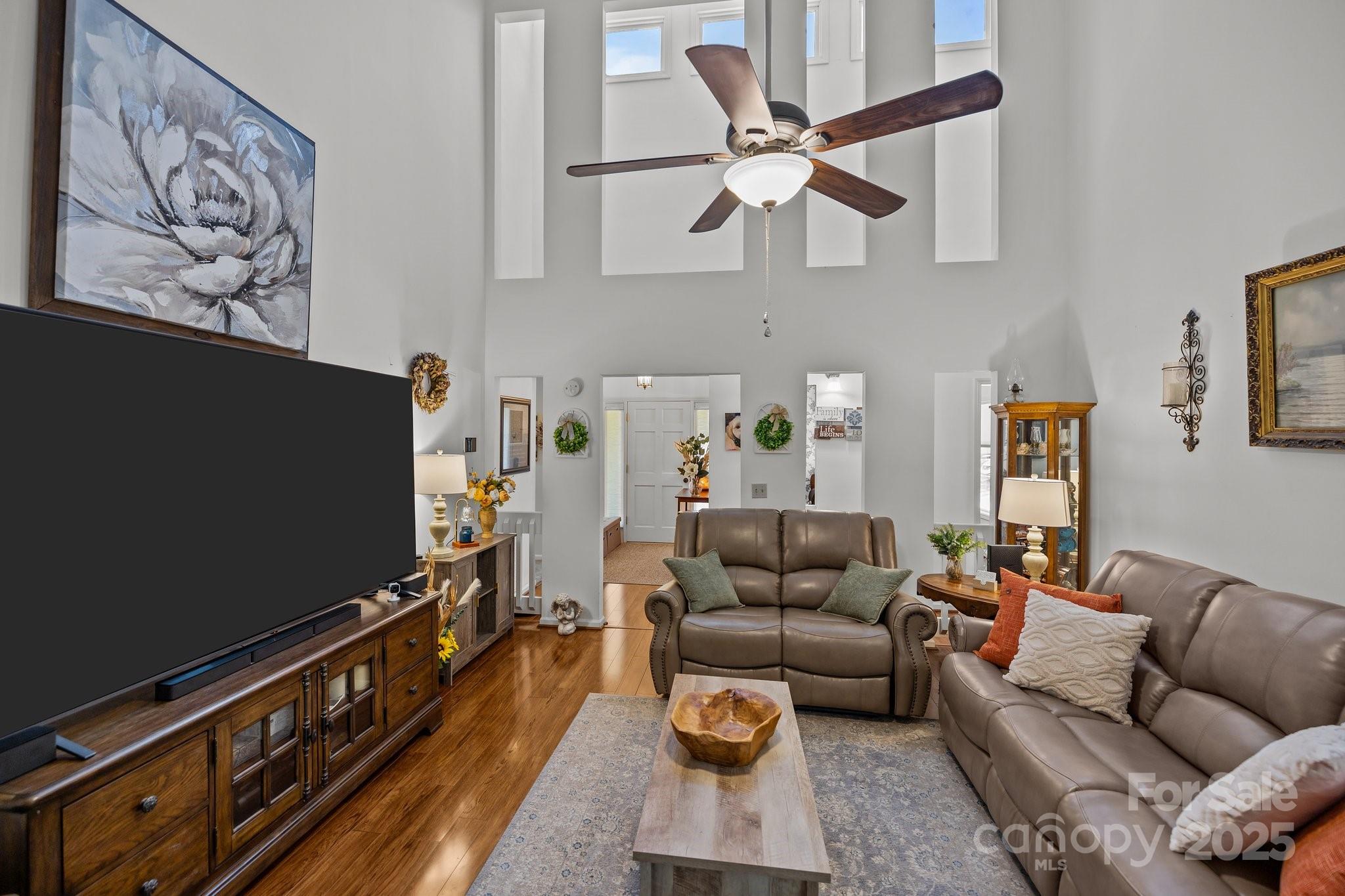 Tega Cay - Residential