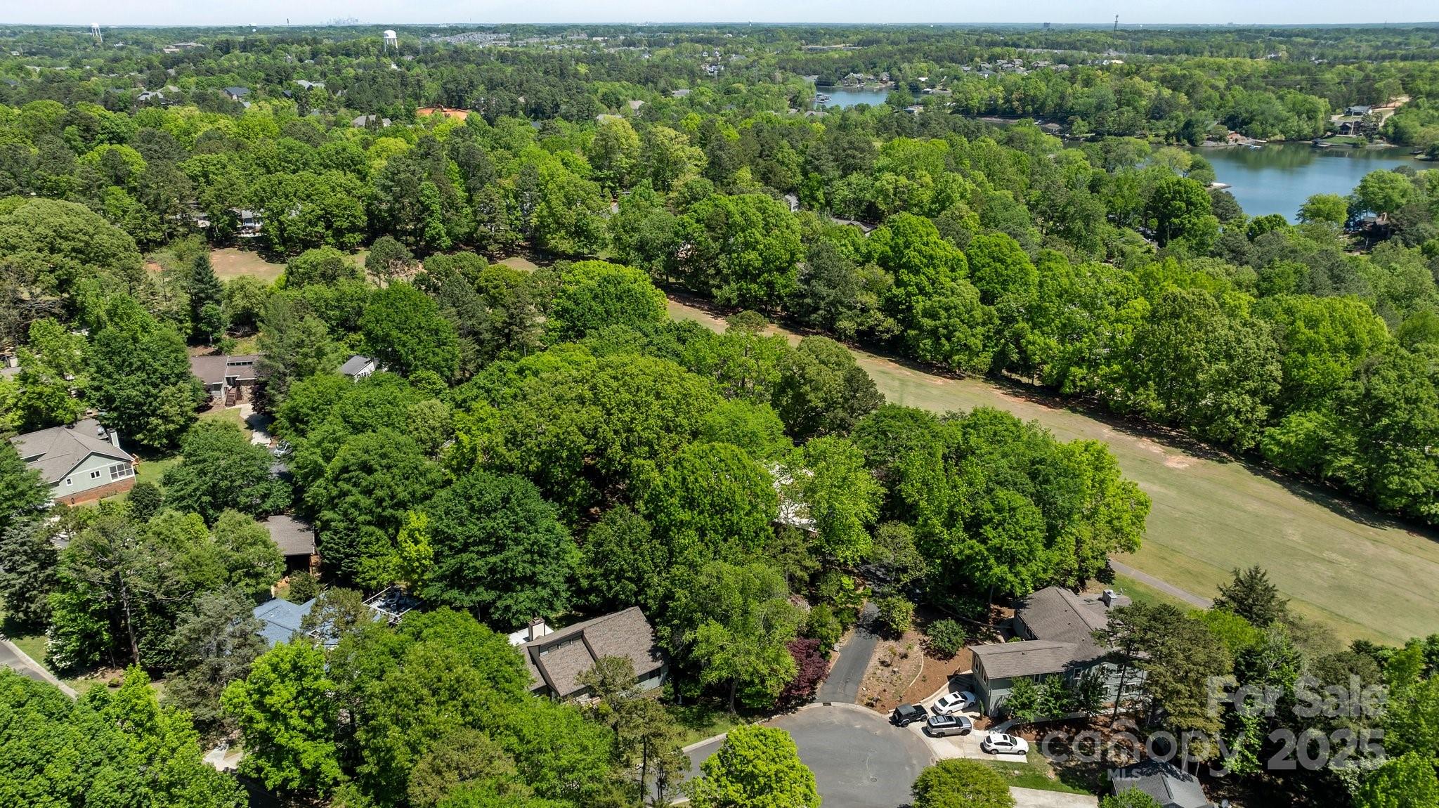 Tega Cay - Residential
