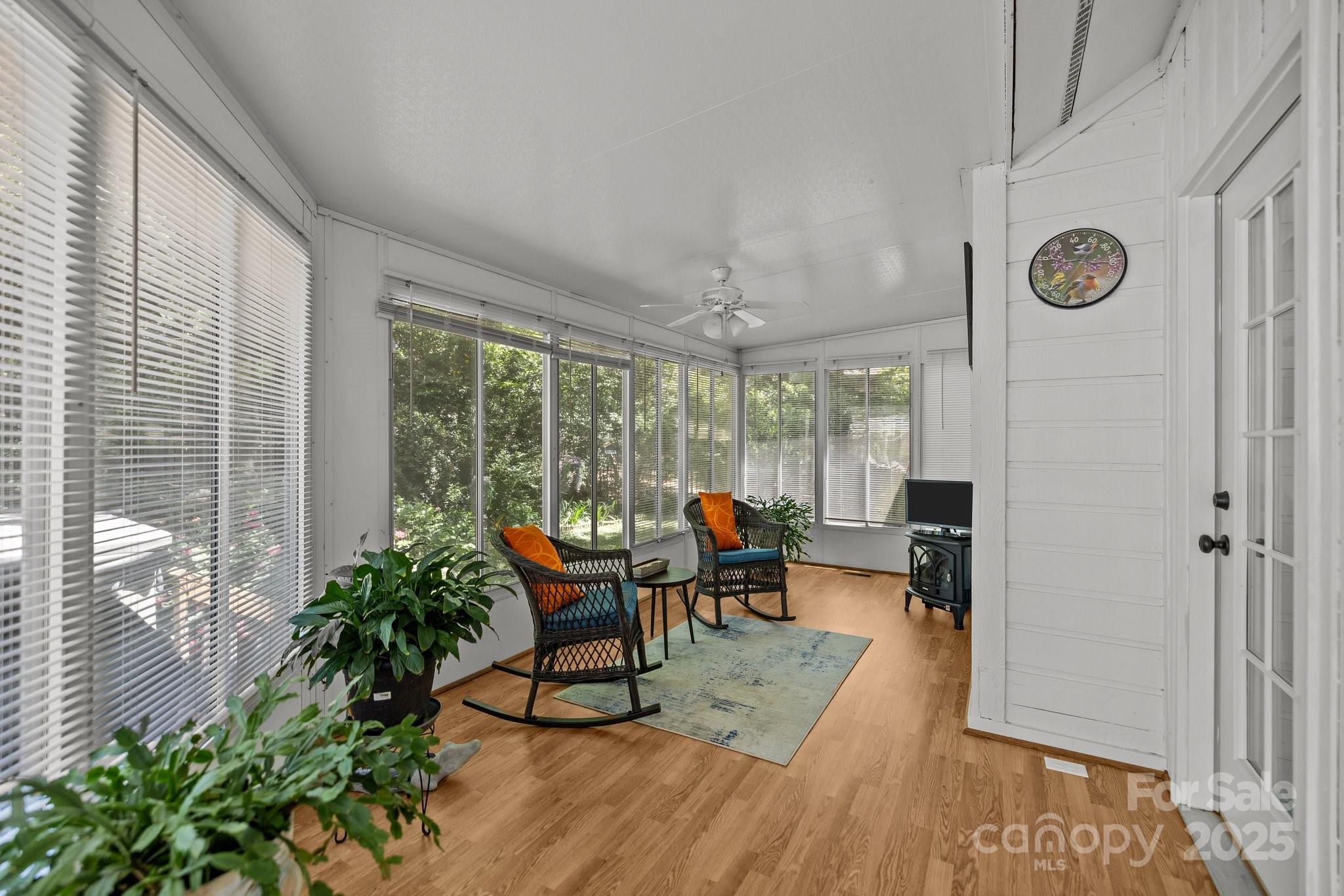 Tega Cay - Residential