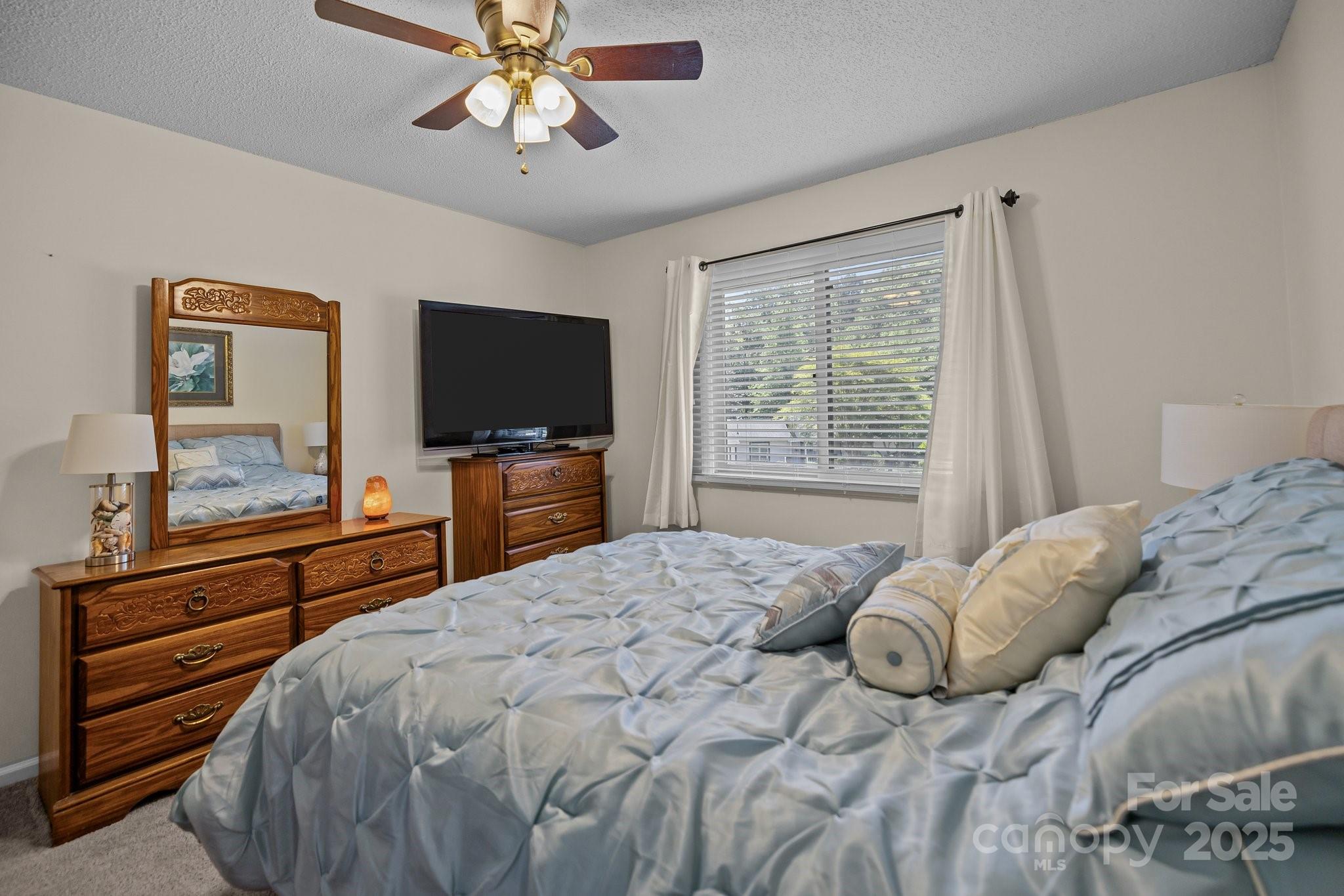 Tega Cay - Residential