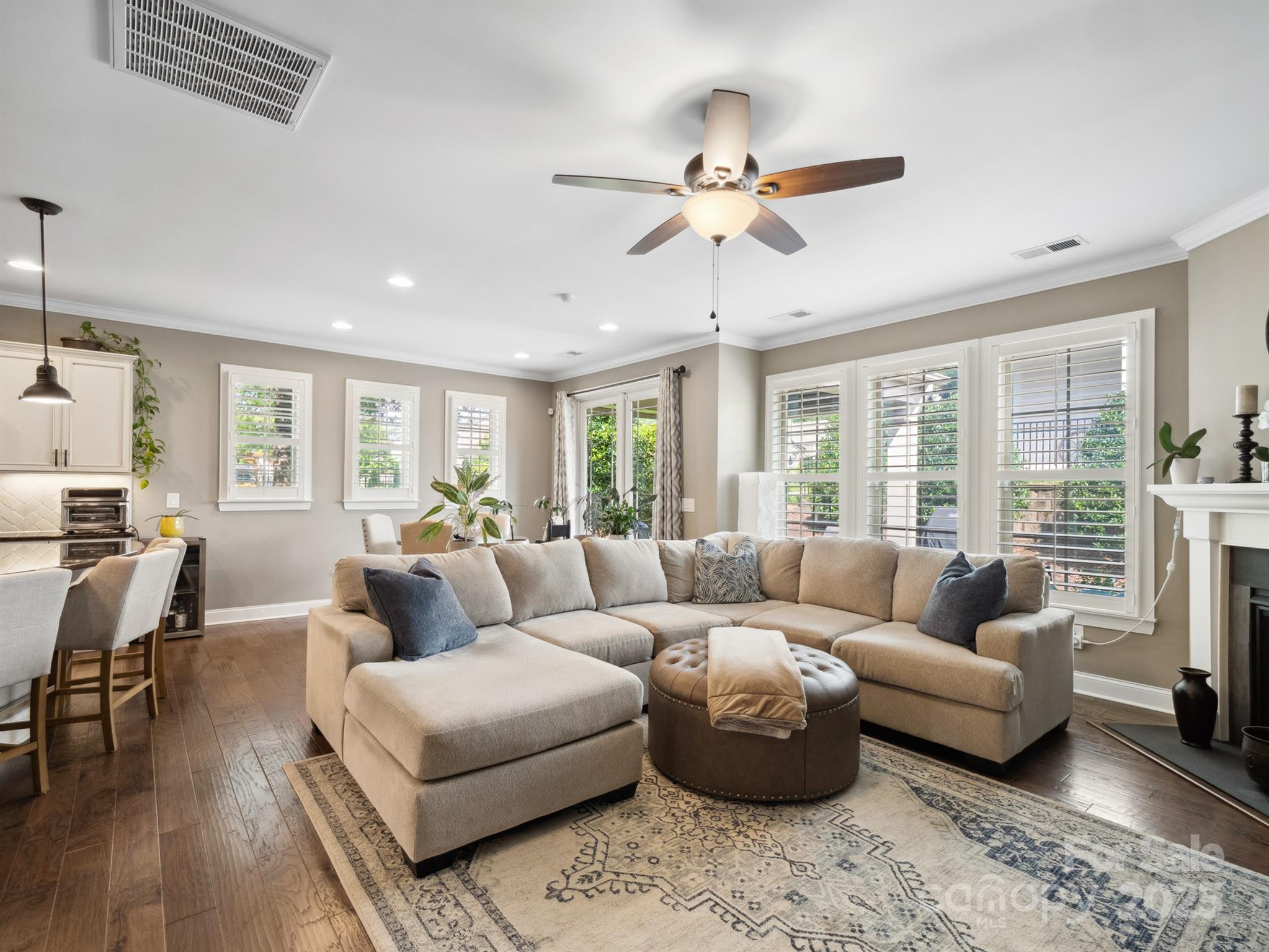 Oakland Pointe - Residential