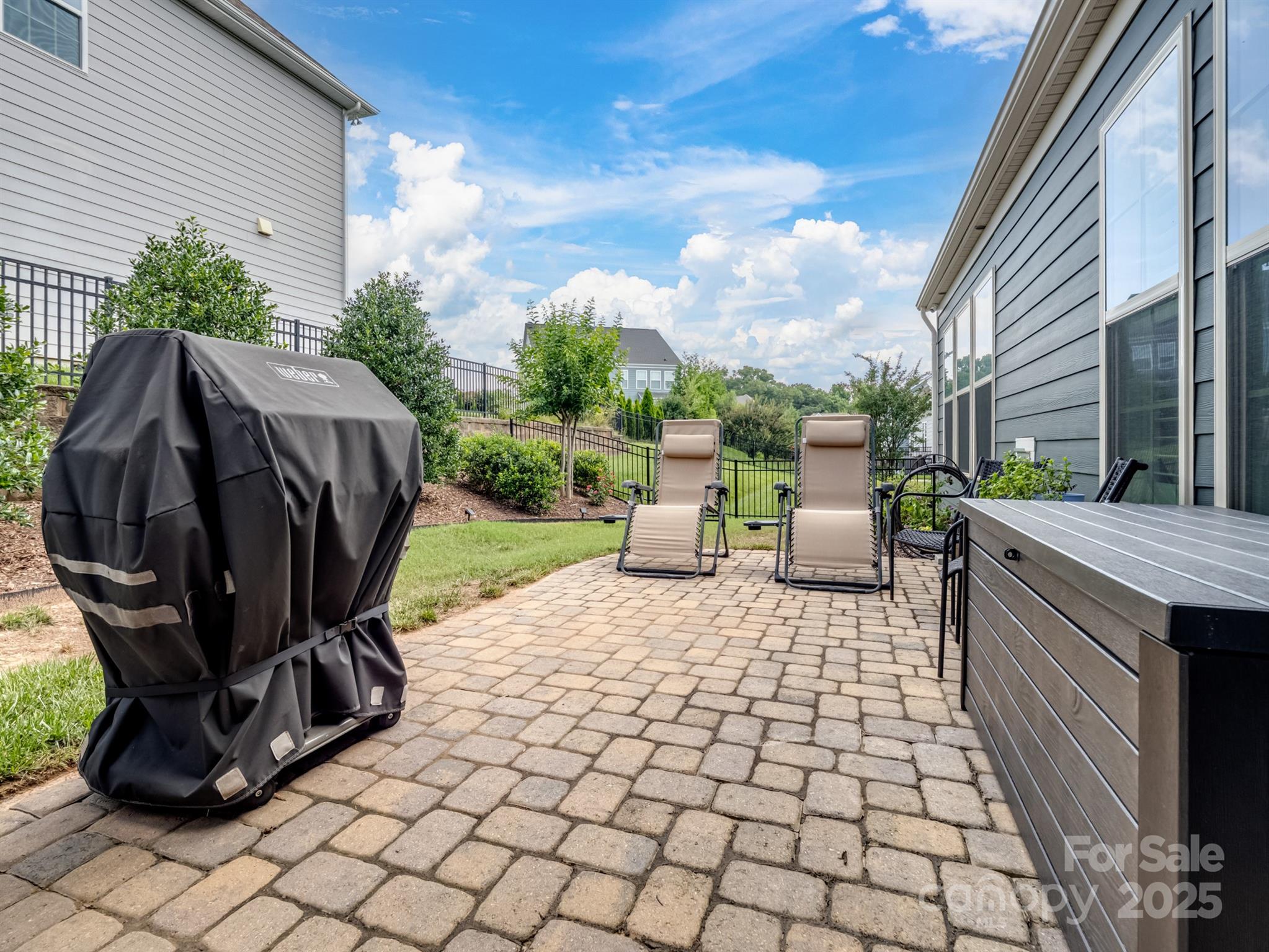 Oakland Pointe - Residential