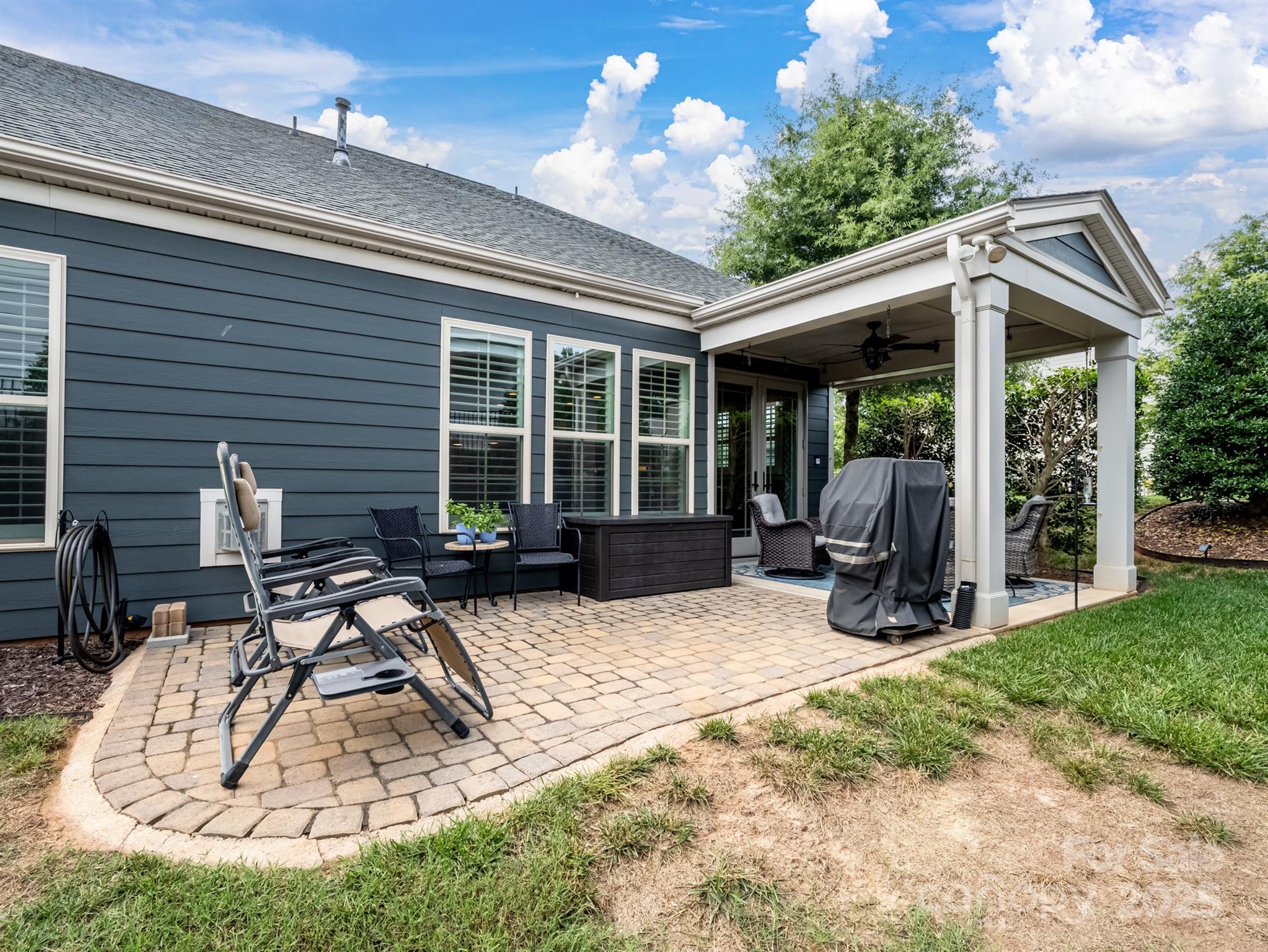 Oakland Pointe - Residential