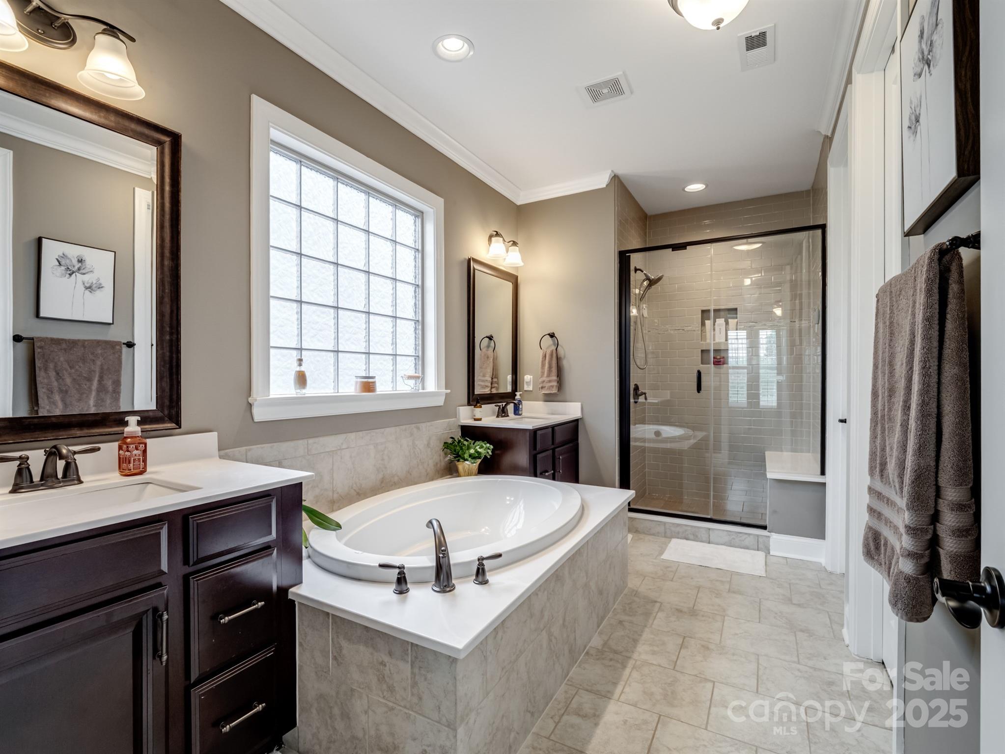 Oakland Pointe - Residential