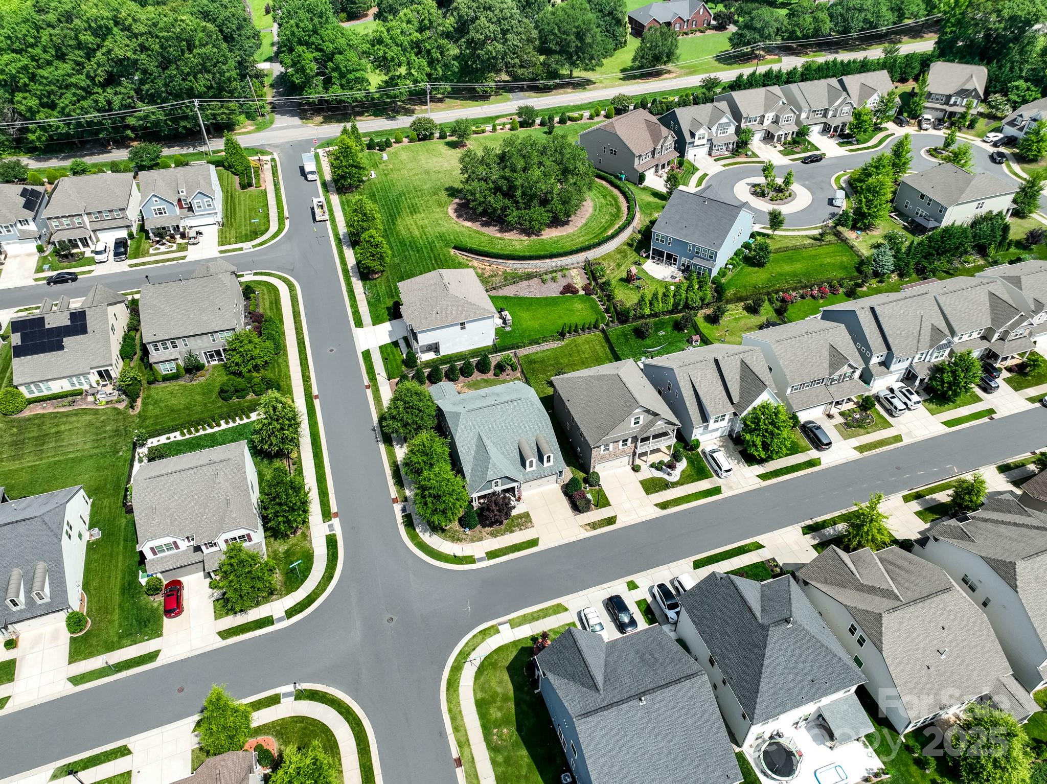 Oakland Pointe - Residential