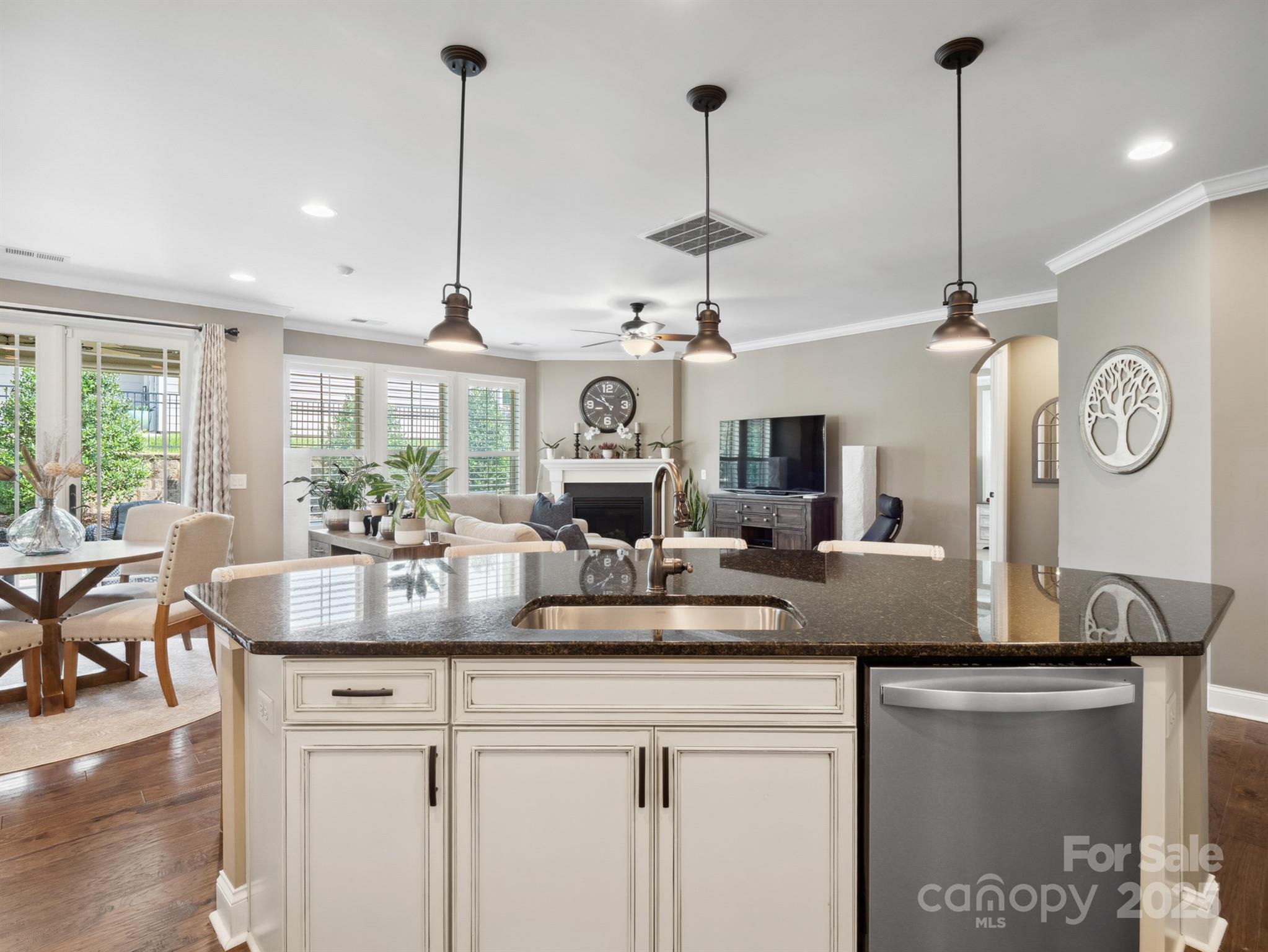 Oakland Pointe - Residential