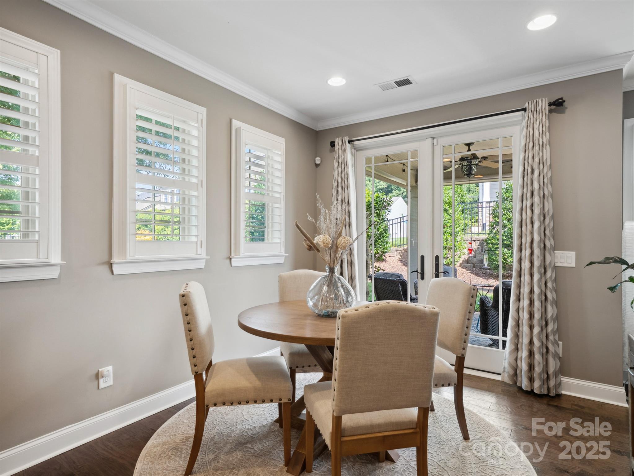 Oakland Pointe - Residential