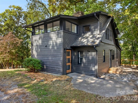 Photo of 64 Pine Cone Drive, Asheville, NC 28805 (MLS # 4433760)