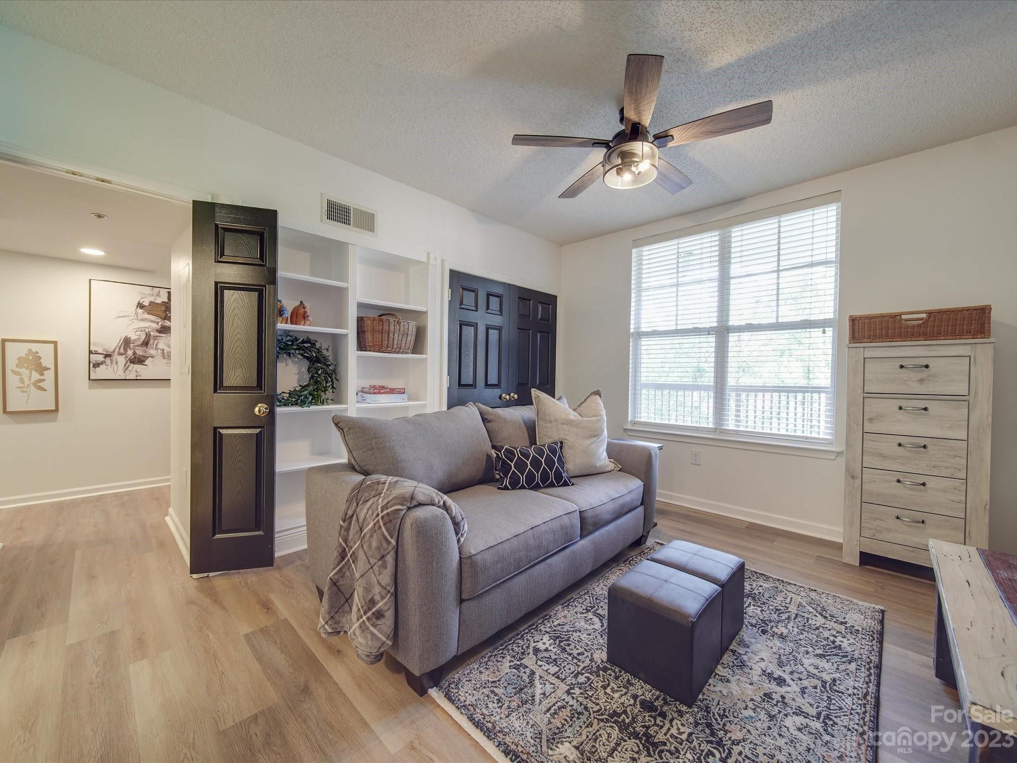 Park Plaza - Residential