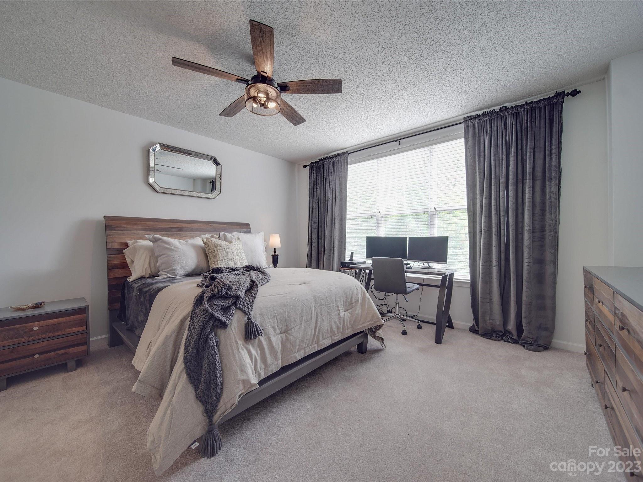 Park Plaza - Residential