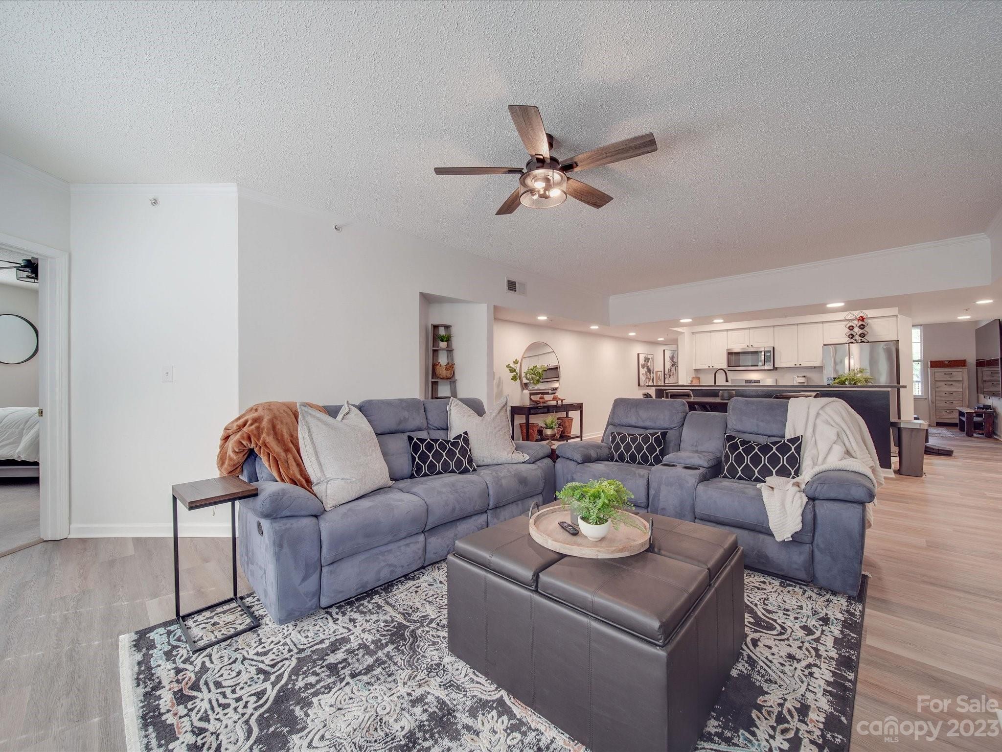 Park Plaza - Residential