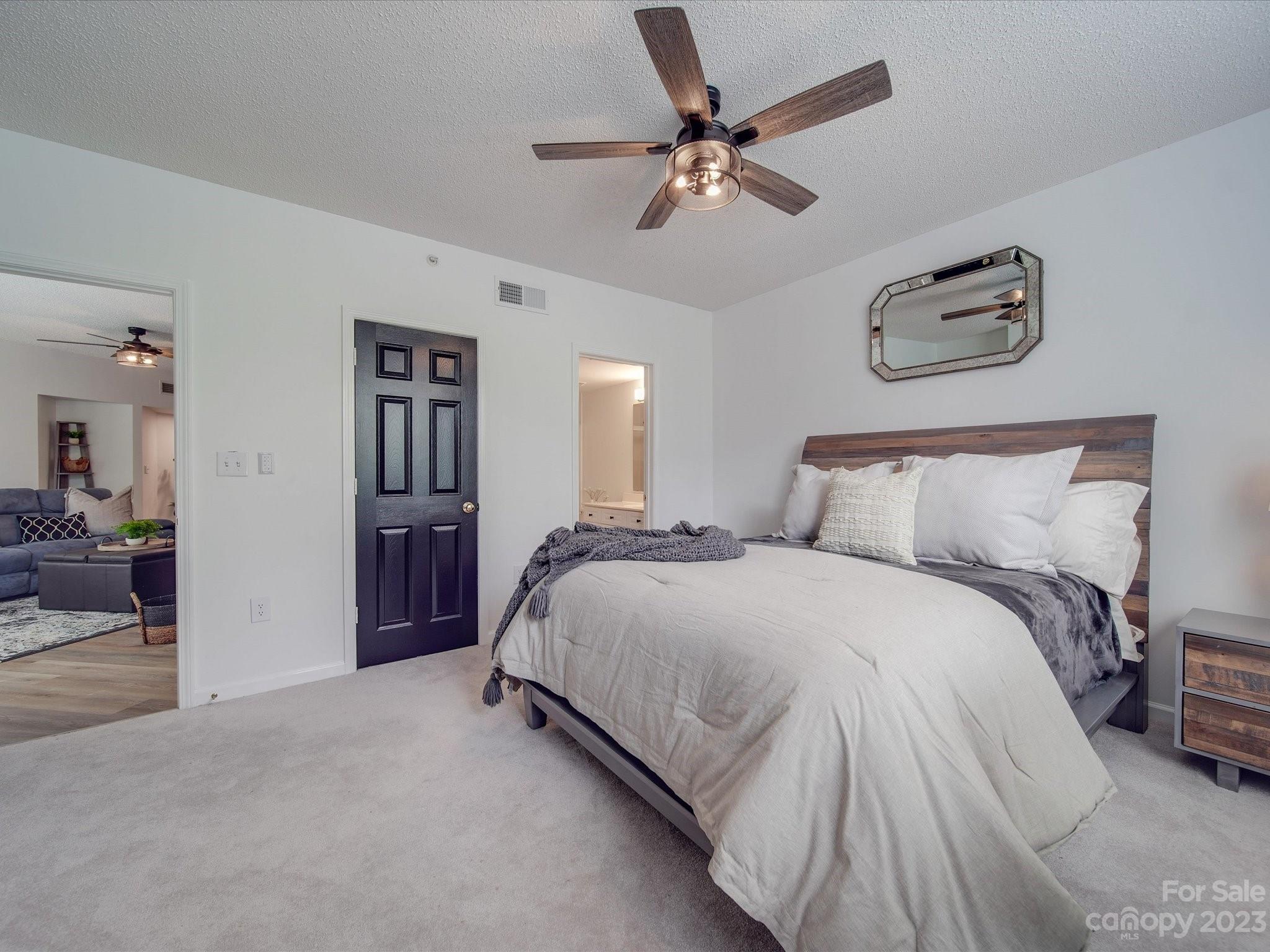 Park Plaza - Residential