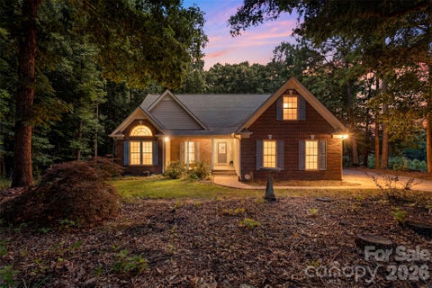 Photo of 312 Tradewinds Lane, York, SC 29745 (MLS # 4388342)