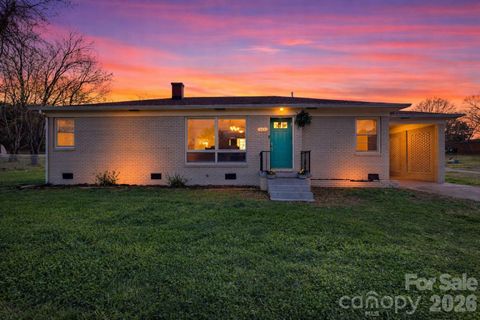 Photo of 4432 E Highway 27 Highway, Iron Station, NC 28080 (MLS # 4356277)