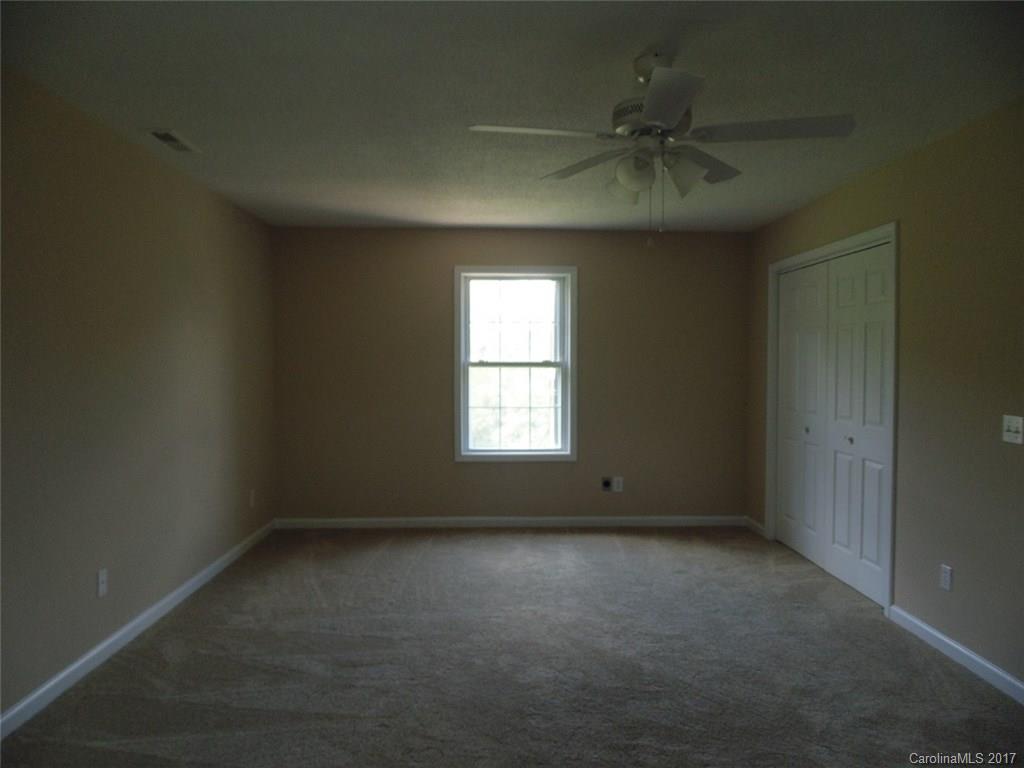 Holly Ridge Estates - Residential