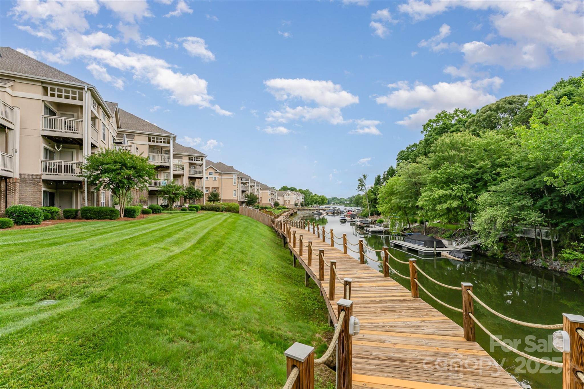 104 Pier 33 Drive 311