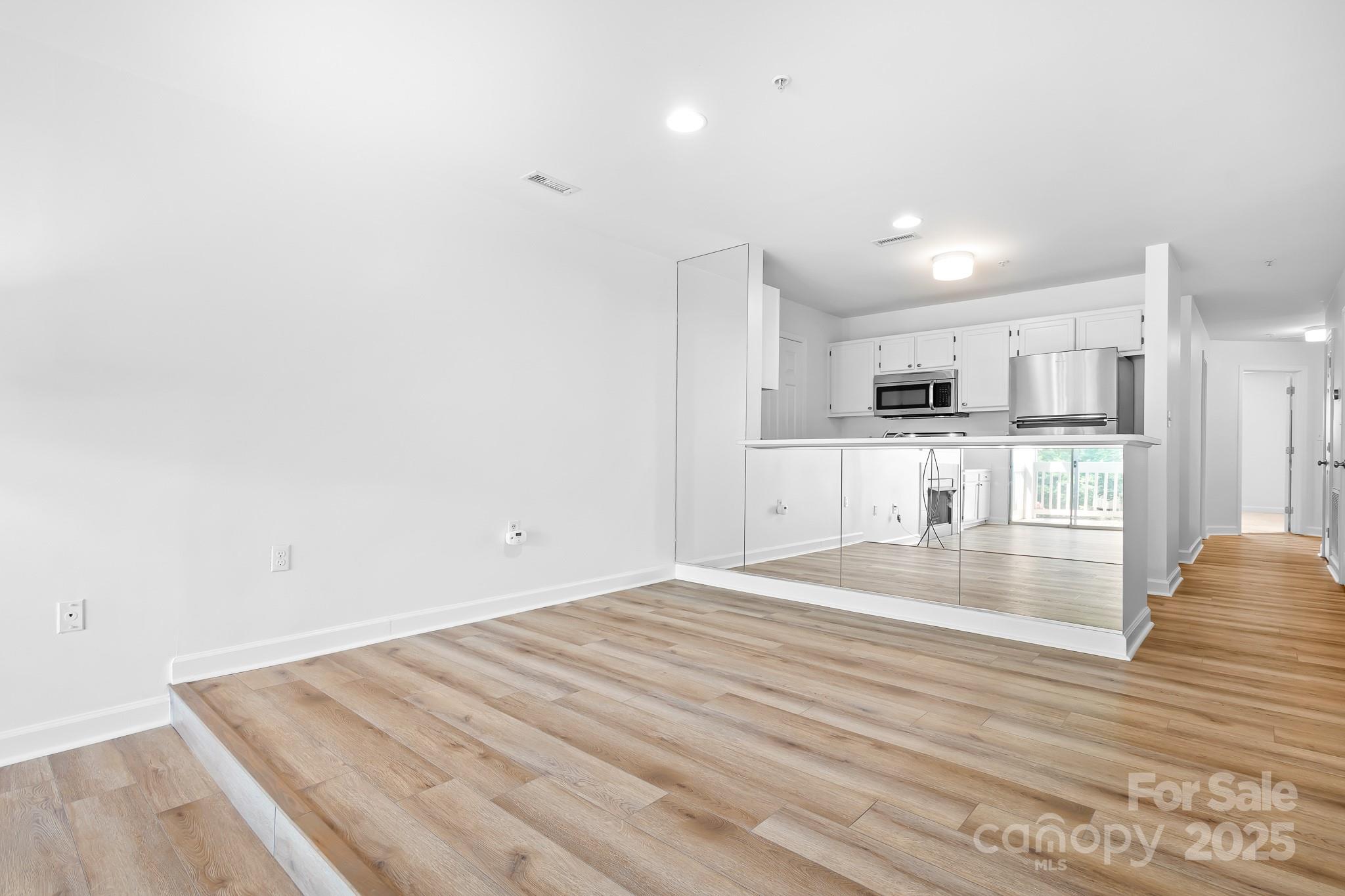 Pier 33 - Residential