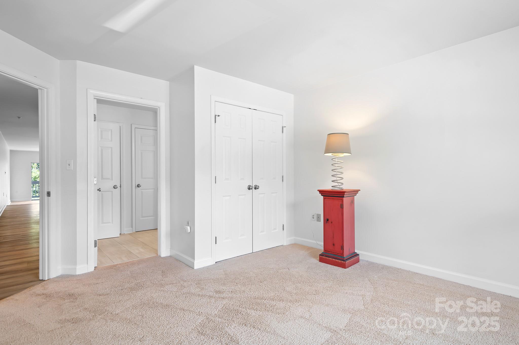 Pier 33 - Residential