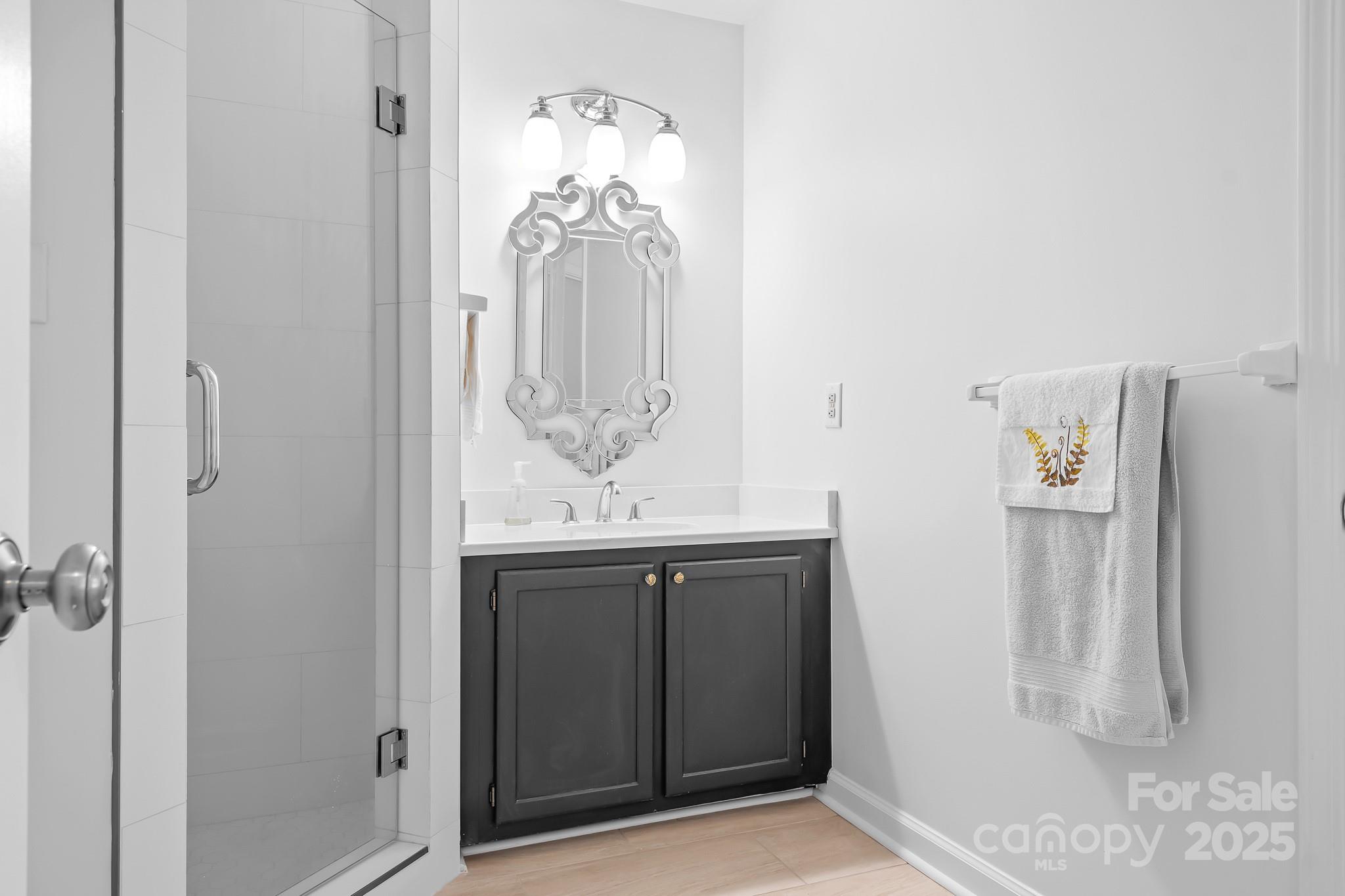 Pier 33 - Residential