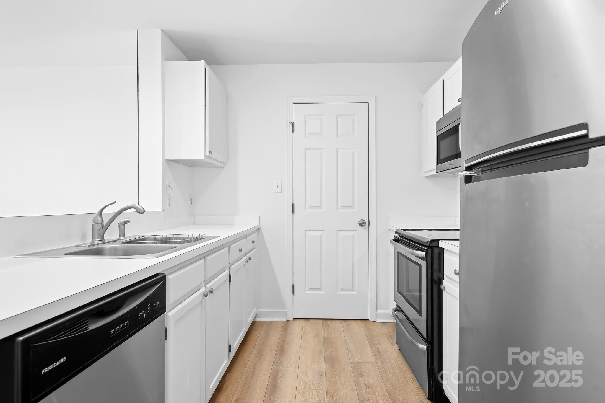 Pier 33 - Residential